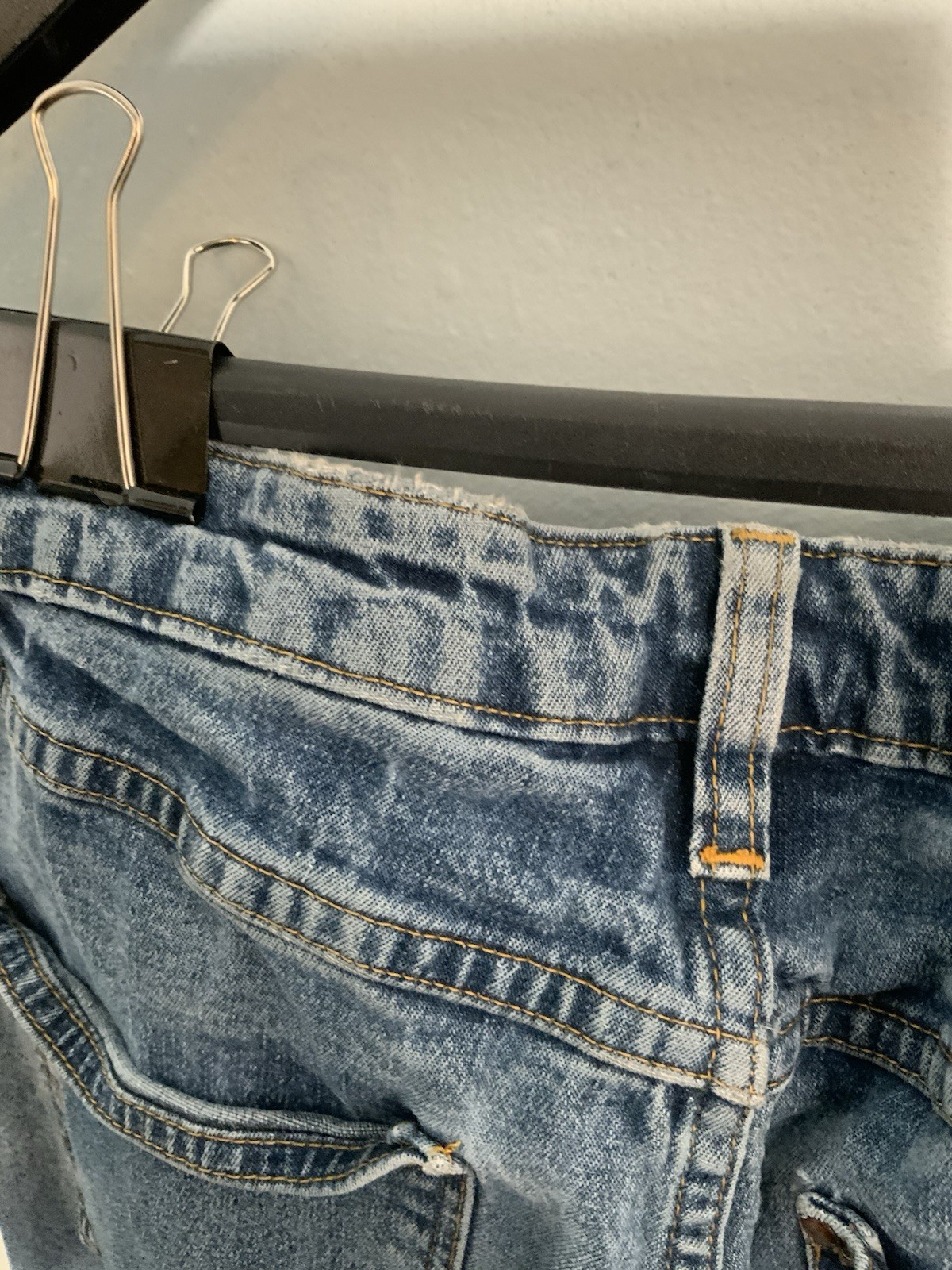“WRANGLER” LEATHER PATCH WOMENS JEANS-7/8 X 34″ 99% COTTON 1% SPANDEX Boot Cut