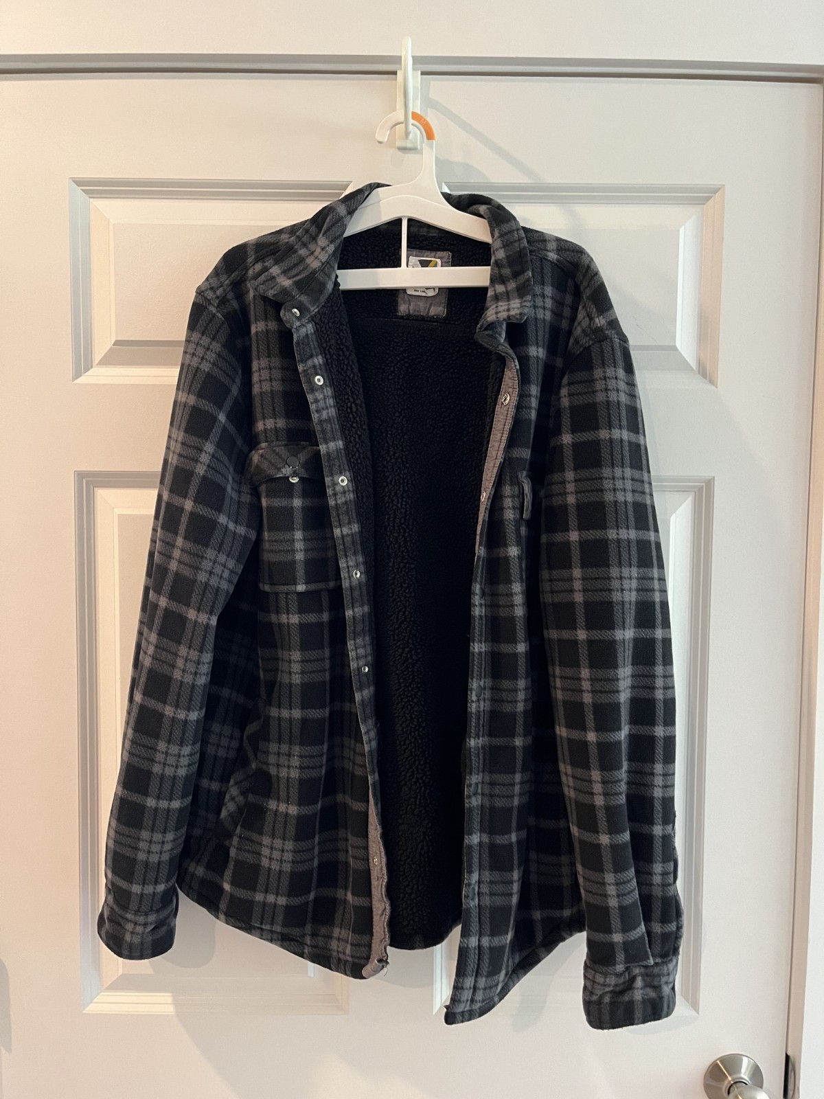 Voyager Men’s L Gray Plaid Flannel Lined Shirt Jacket Snap/Button Pockets