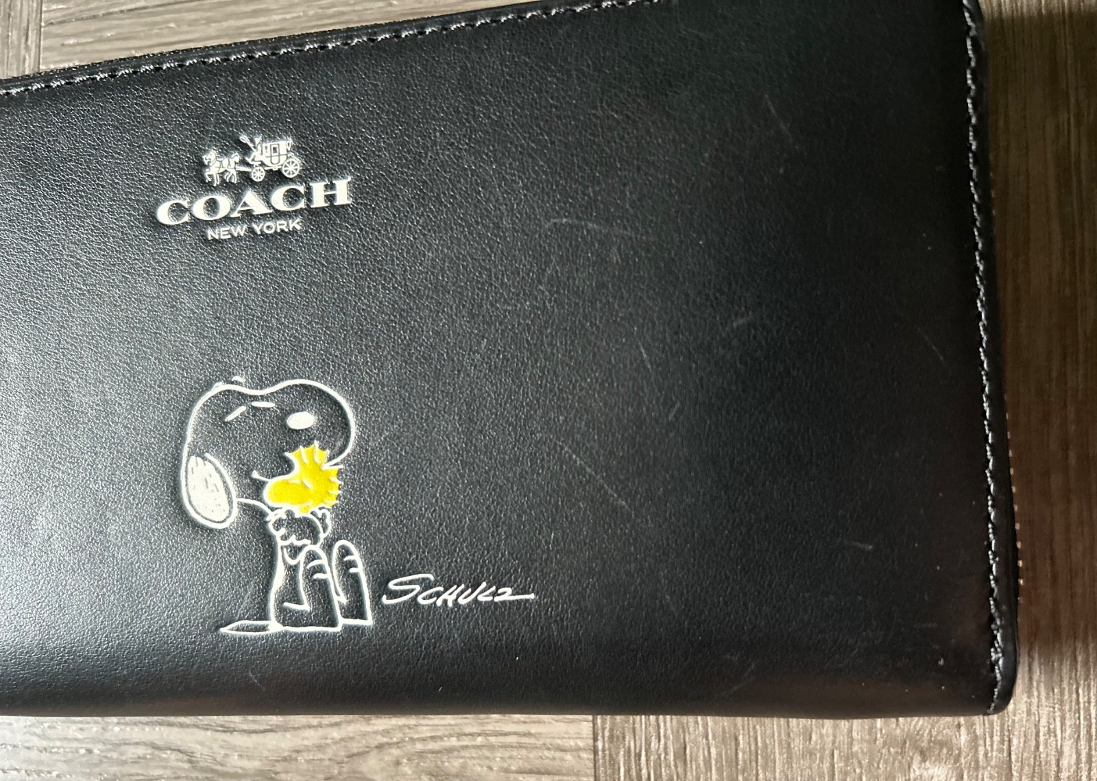 COACH x Peanuts Snoopy Leather Wallet Black White Yellow Woodstock Zip Around