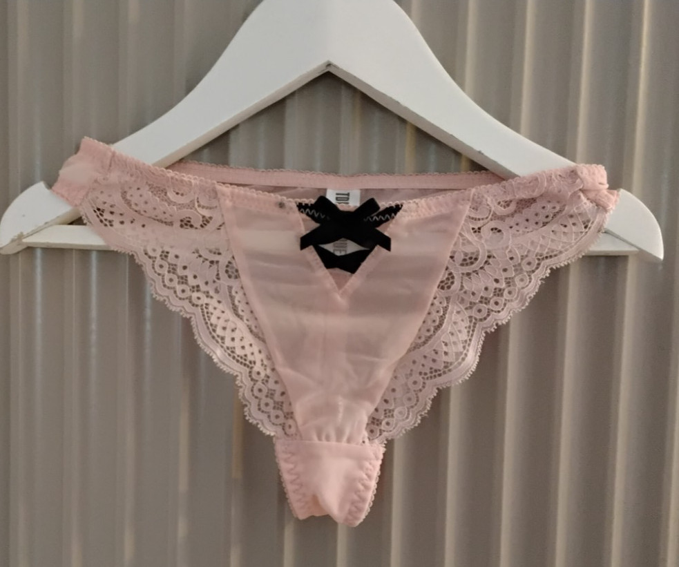 TDR BOUTIQUE None Padded Lace Balconette Bra thong set Pink SZ EUR 80DD UK36DD