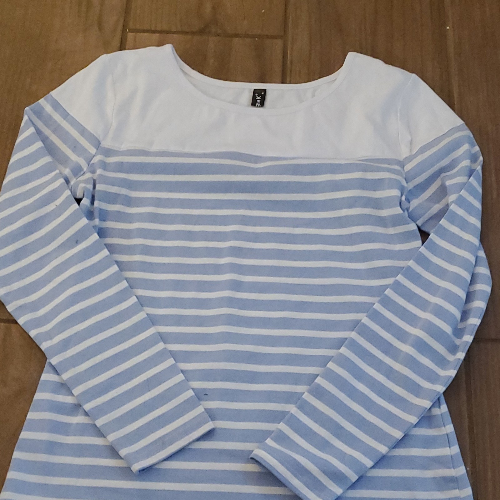 Allegra K blue And White Stripe Top M
