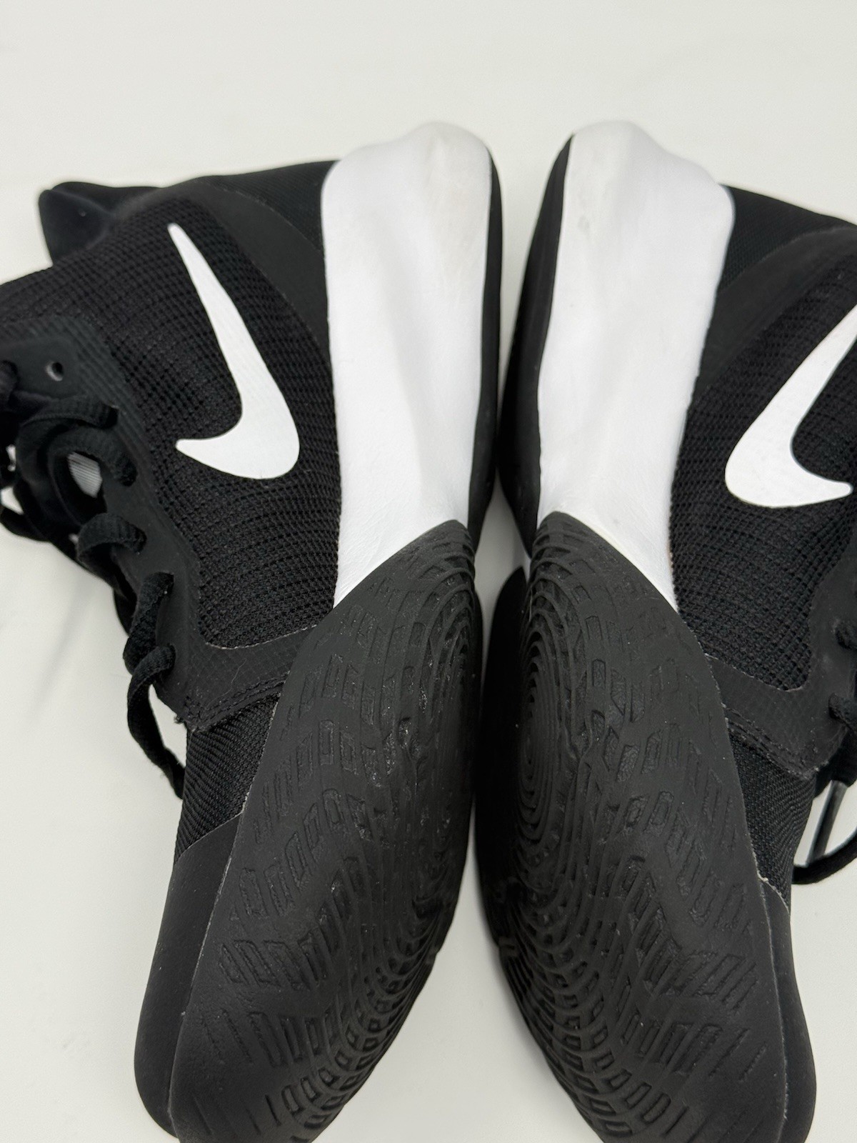 Boys Nike Precision III Black White Comfort Basketball Shoes AQ7495-002 Size 4.5