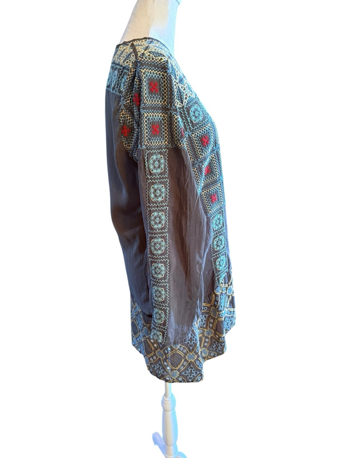 Johnny Was Embroidered Tunic Top Blouse eyelet embroidery Bohemian Cupro Rayon S