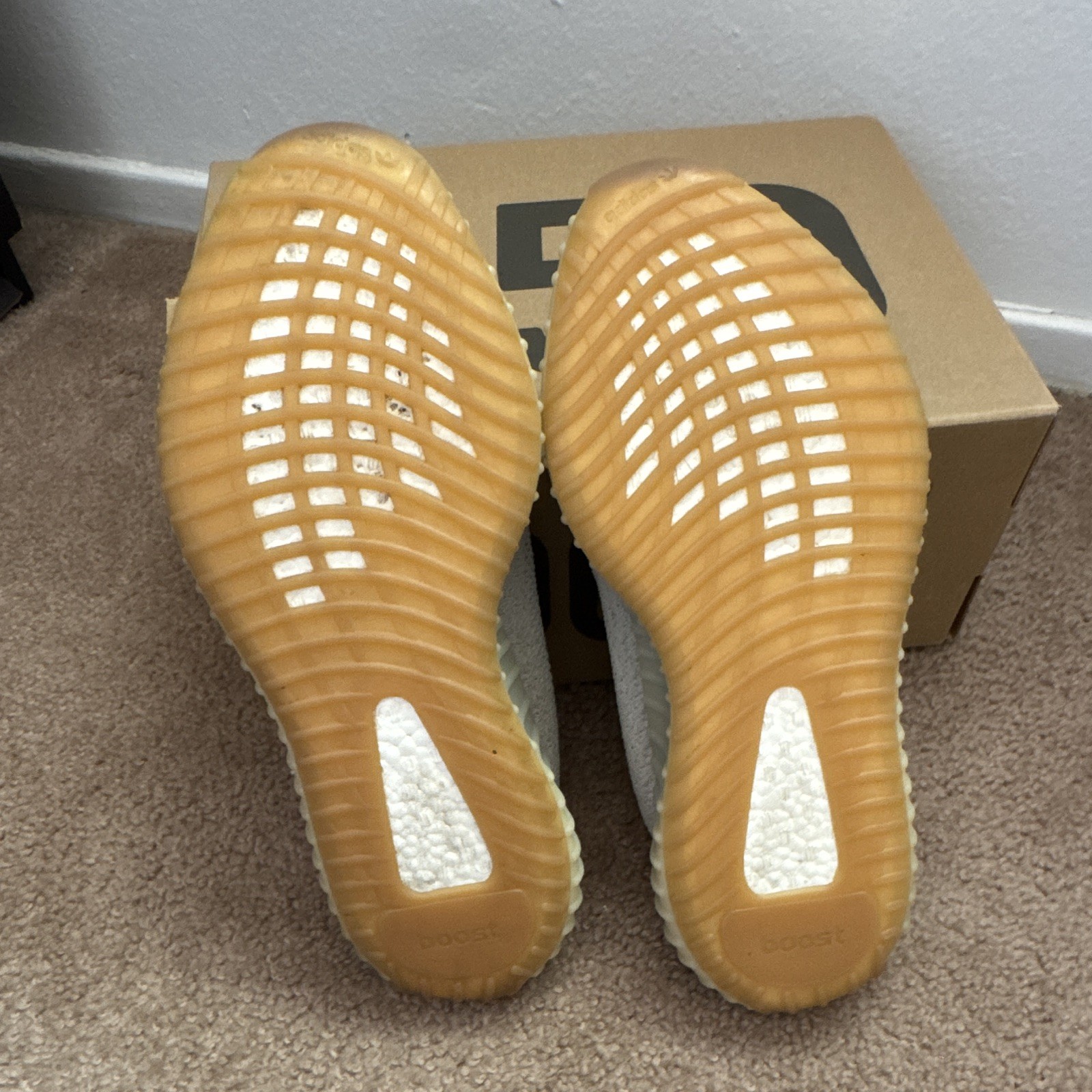 adidas Yeezy Boost 350 V2 Sesame Low Top Primeknit Sneaker F99710