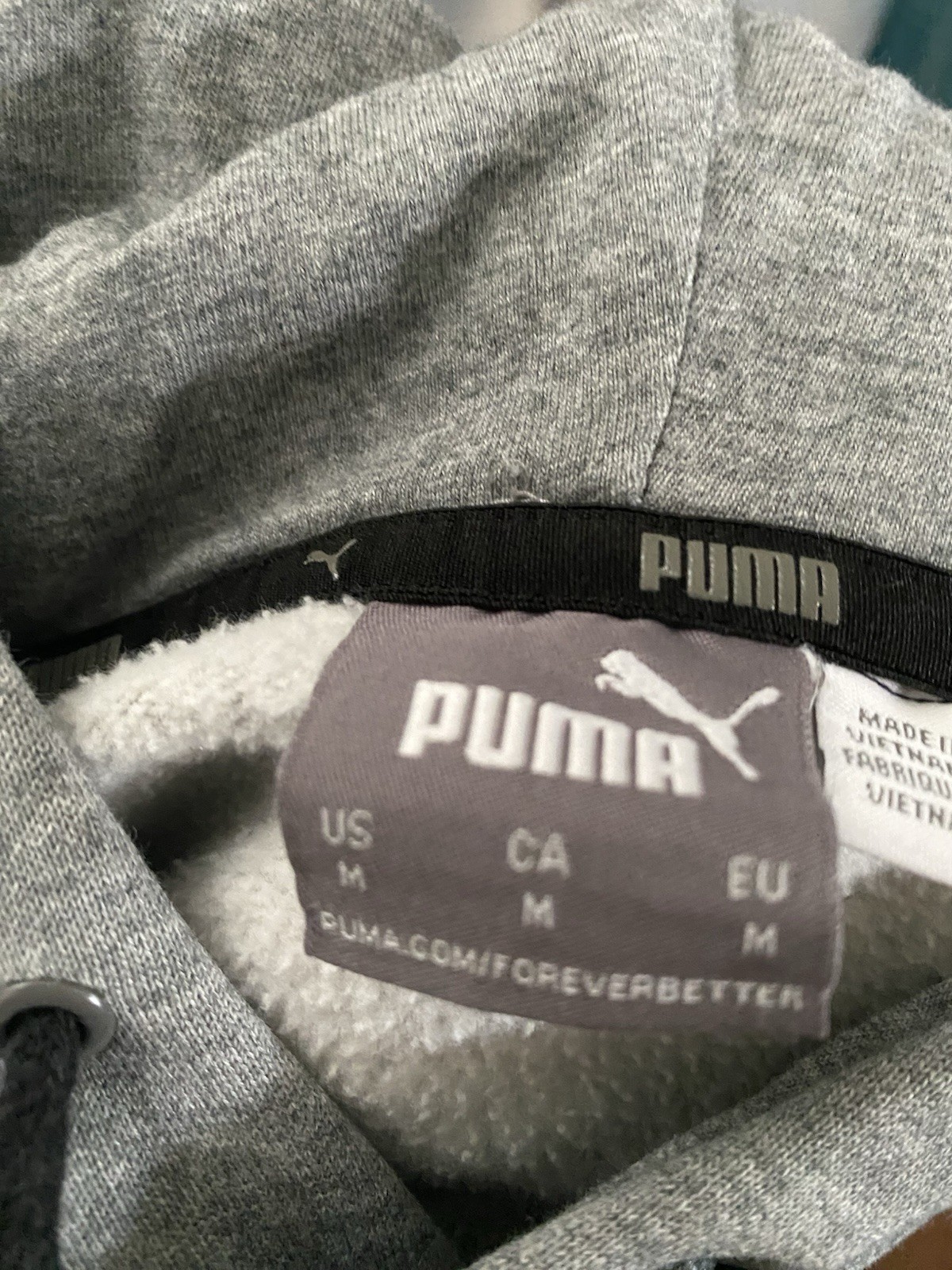 PUMA Men’s Pullover Hoodie Size M Regular Gray Logo Fleece Pockets Drawstring