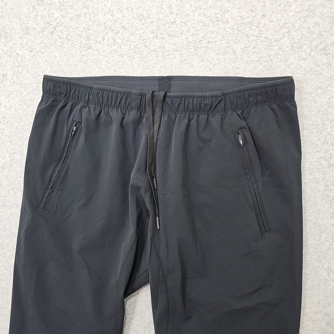 Paskho Pants Women’s Sz L Black Zip Front Pockets Taper Leg Windpant Athleisure