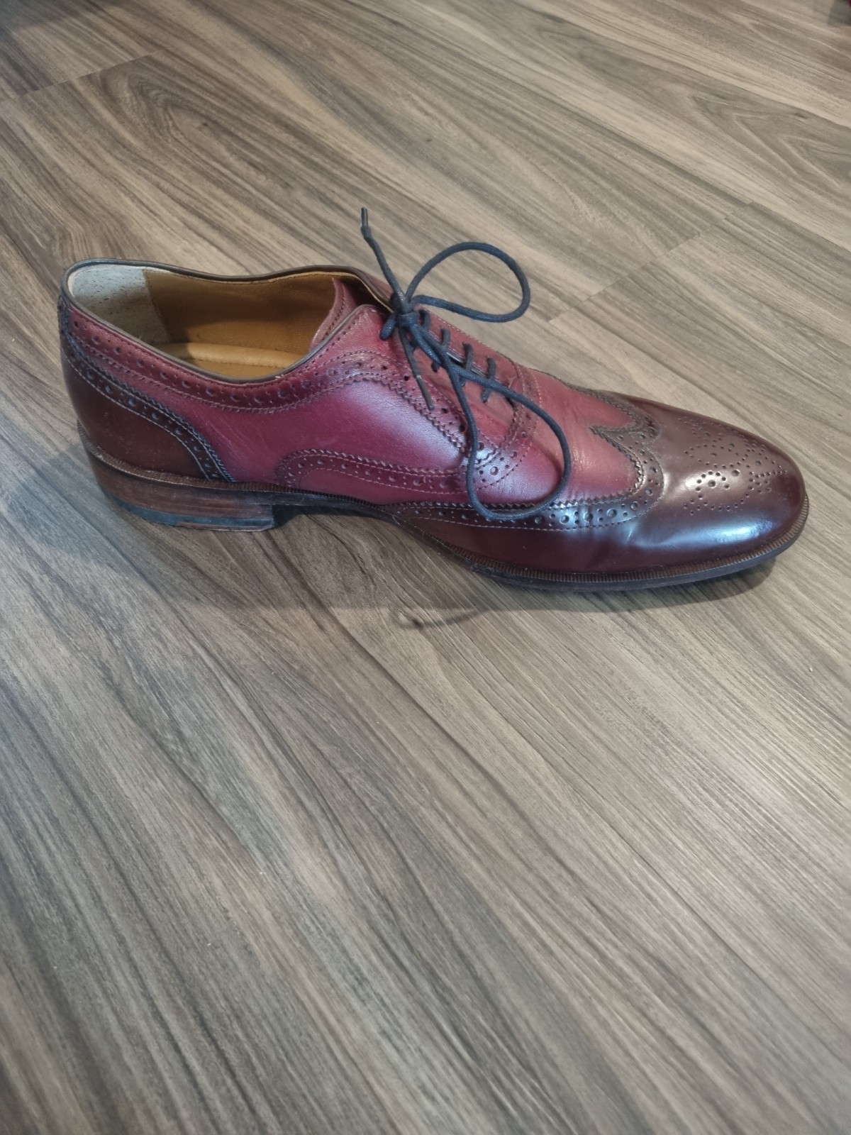 Johnston & Murphy Nolen Wingtip Oxford Mens Size 9.5 Sheepskin Leather Oxblood