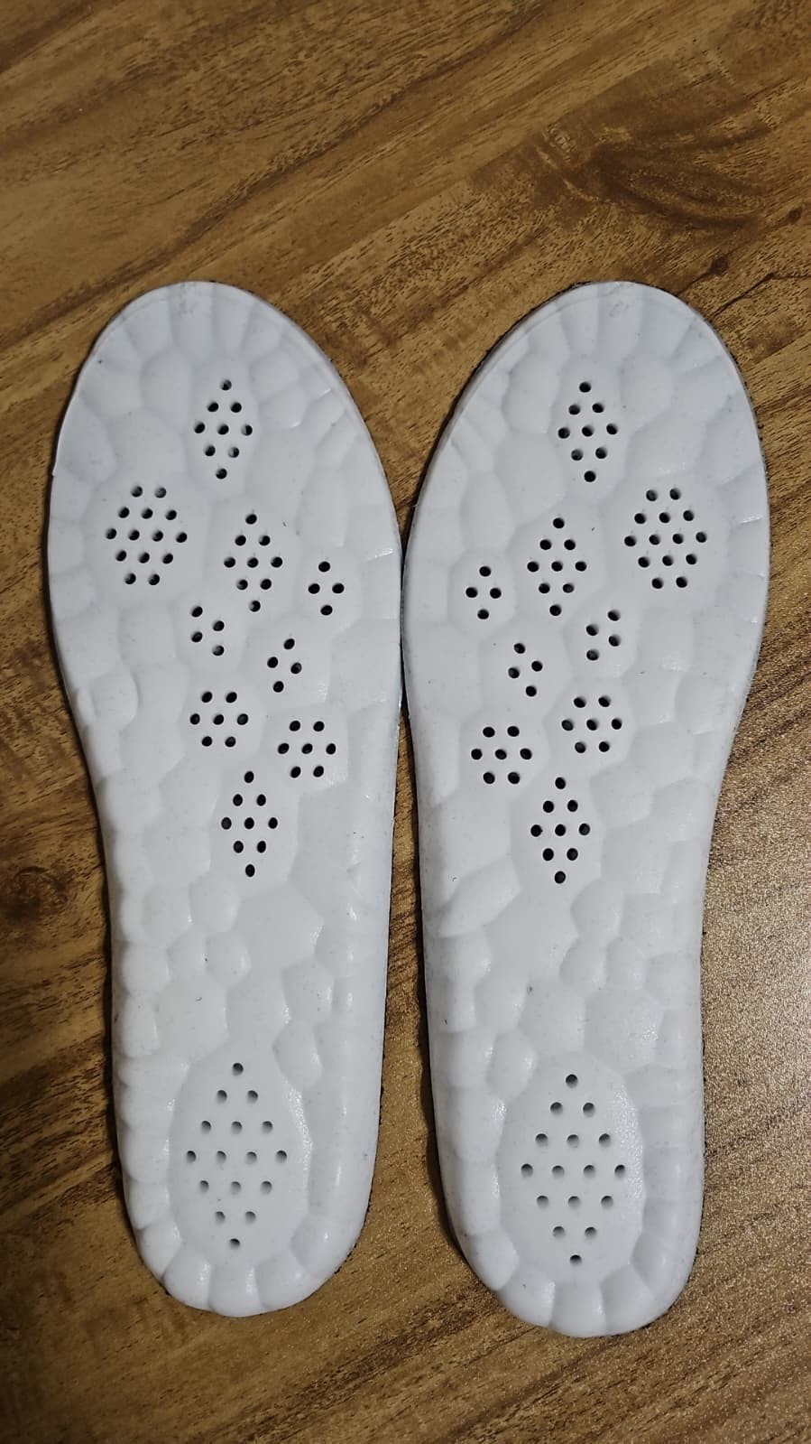 NEW! 4D Memory Foam Insoles – Orthotic Support For Men & Women, Ideal For Sports