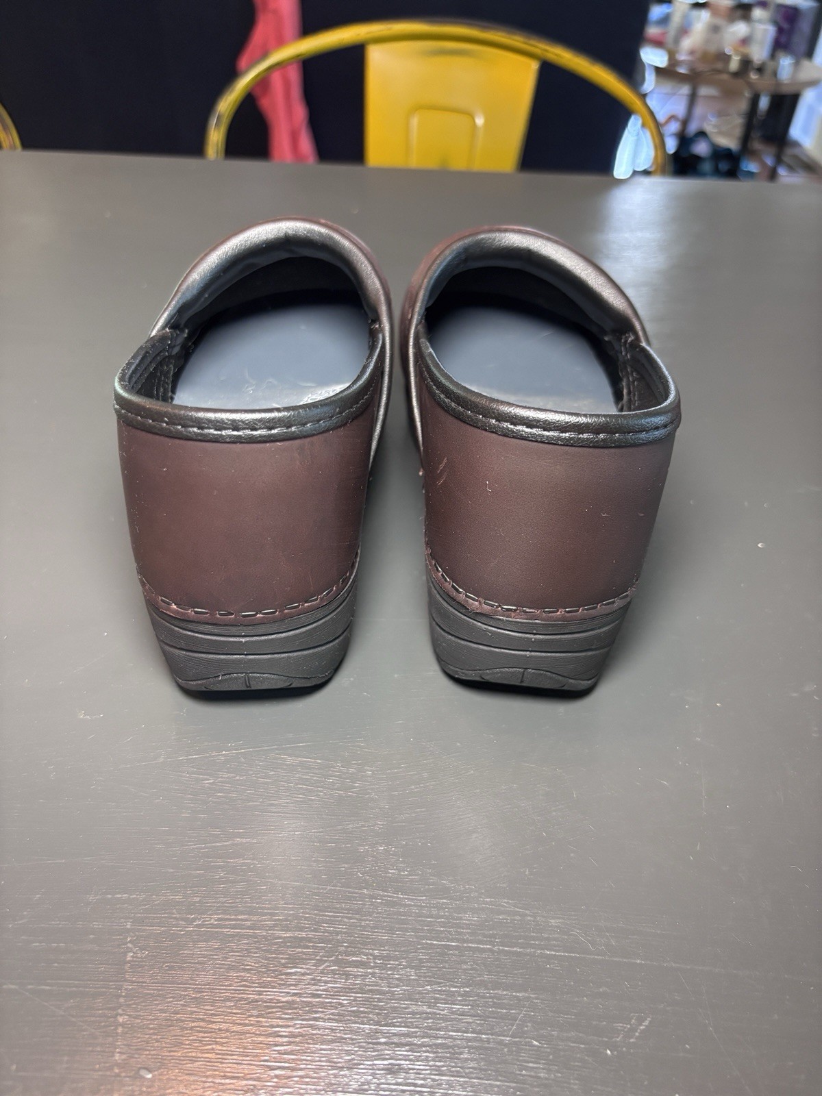 Dansko XP Slip Resistant Clog Nurse Shoes Womens Size EUR 35 US 5 Brown Slip Ons