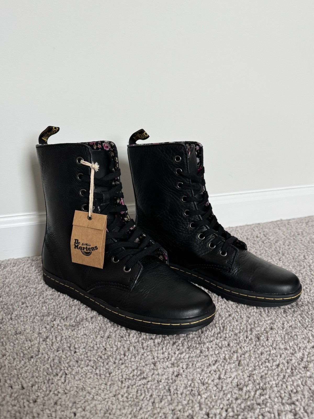 NWT DR. MARTENS Stratford Black Leather Floral Foldover Combat Boots Size 8