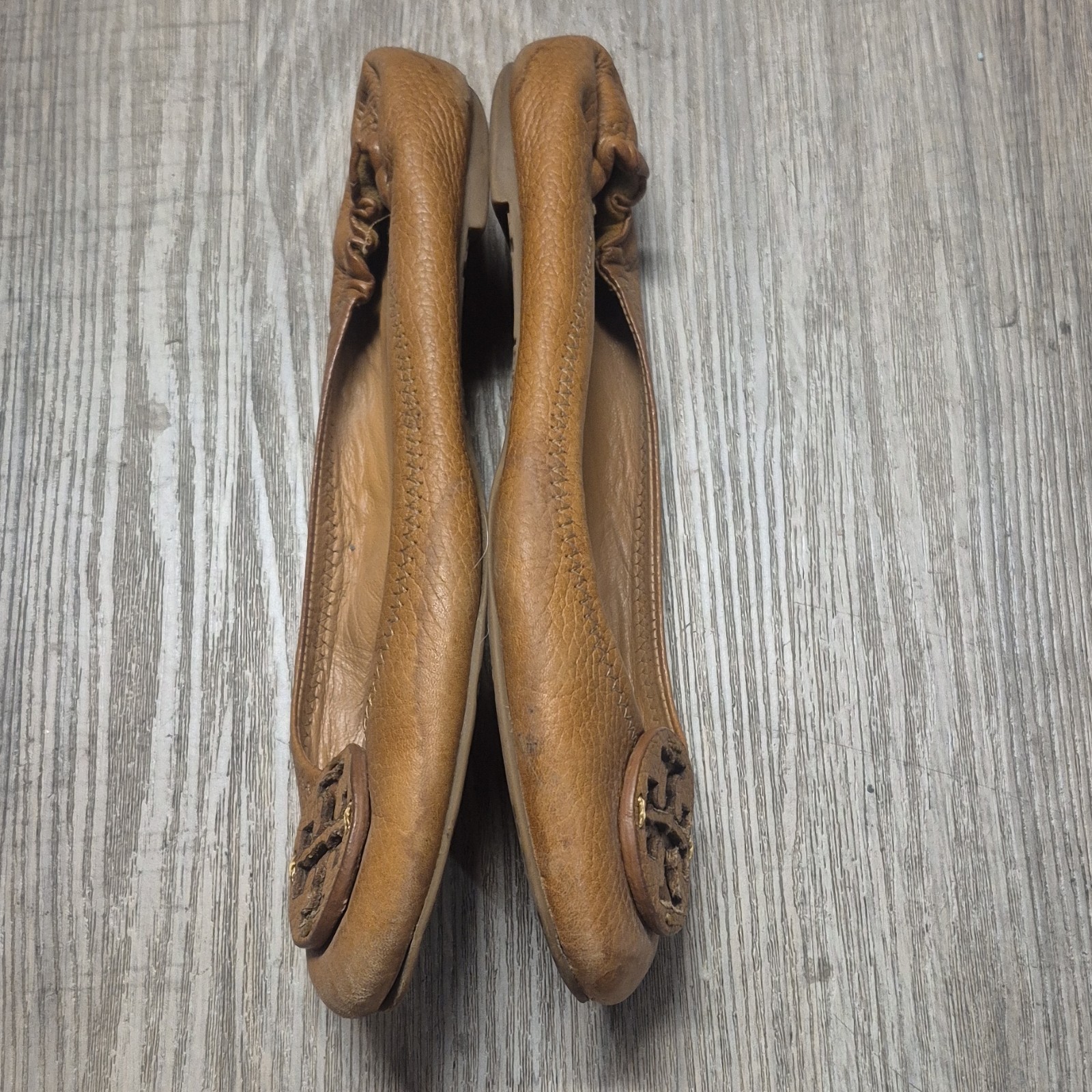 Tory Burch Brown Leather Ballet Flats Womens US 8 Slip-On Round Toe Logo
