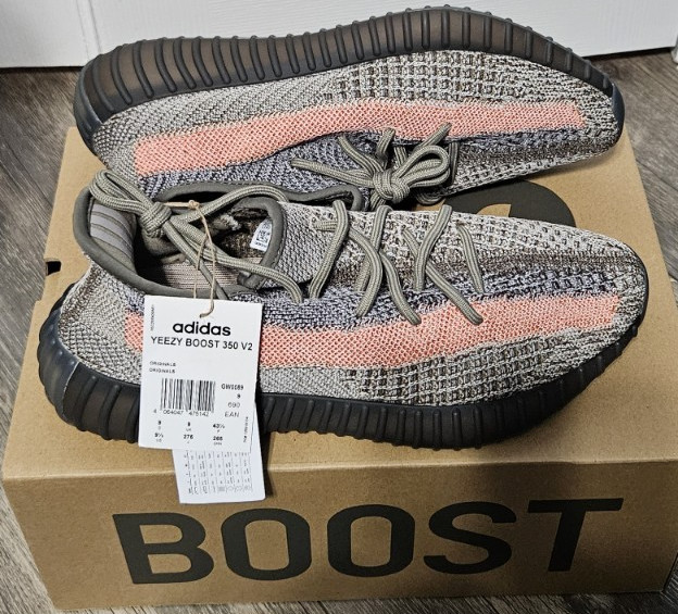 Size 9.5 – adidas Yeezy Boost 350 V2 Ash Stone