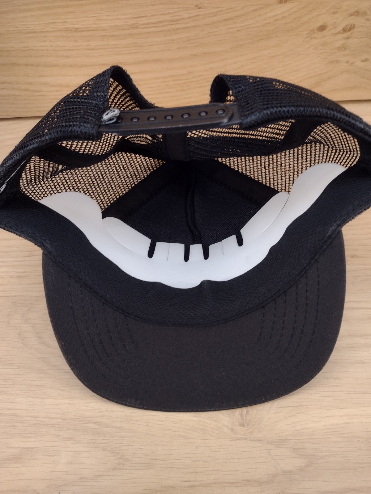 Dragon Foam Trucker Hat Black *NEW*
