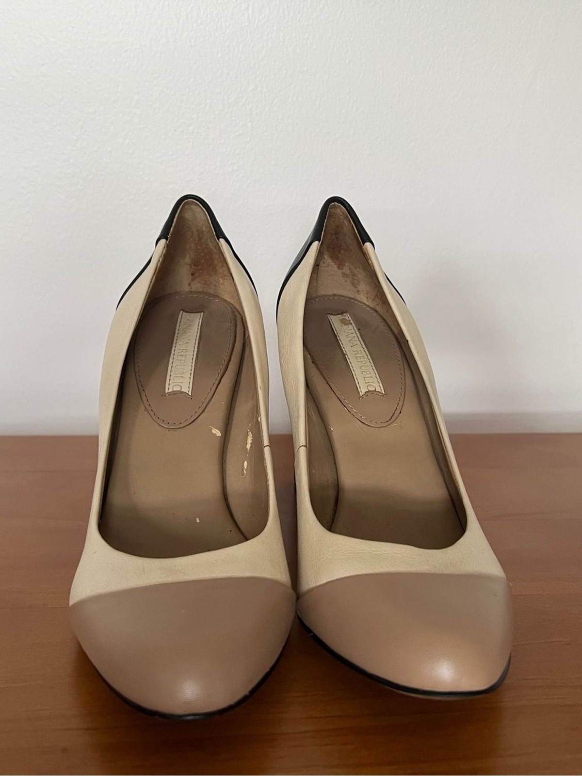 Banana Republic Women’s Colorblock Leather Pumps in Beige, Taupe & Black- 8