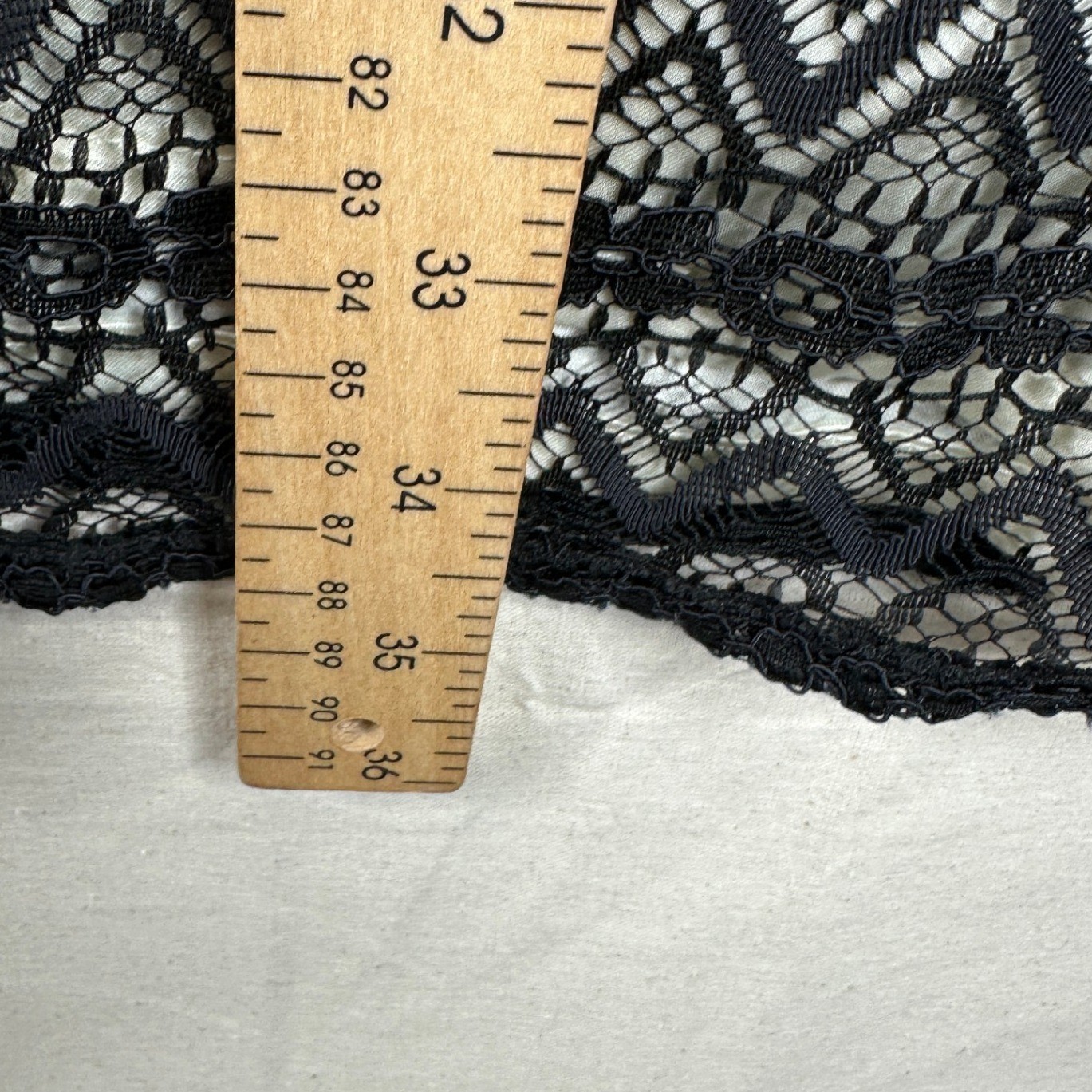 NWT Tegan Women’s Dress Black Lace Overlay Short Sleeve Shift Dress Size 6