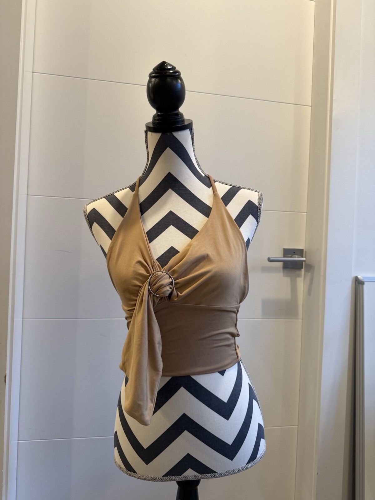 Women’s Brown Solid Halter Tie Front Crop Top S Maternity Stretch Jersey