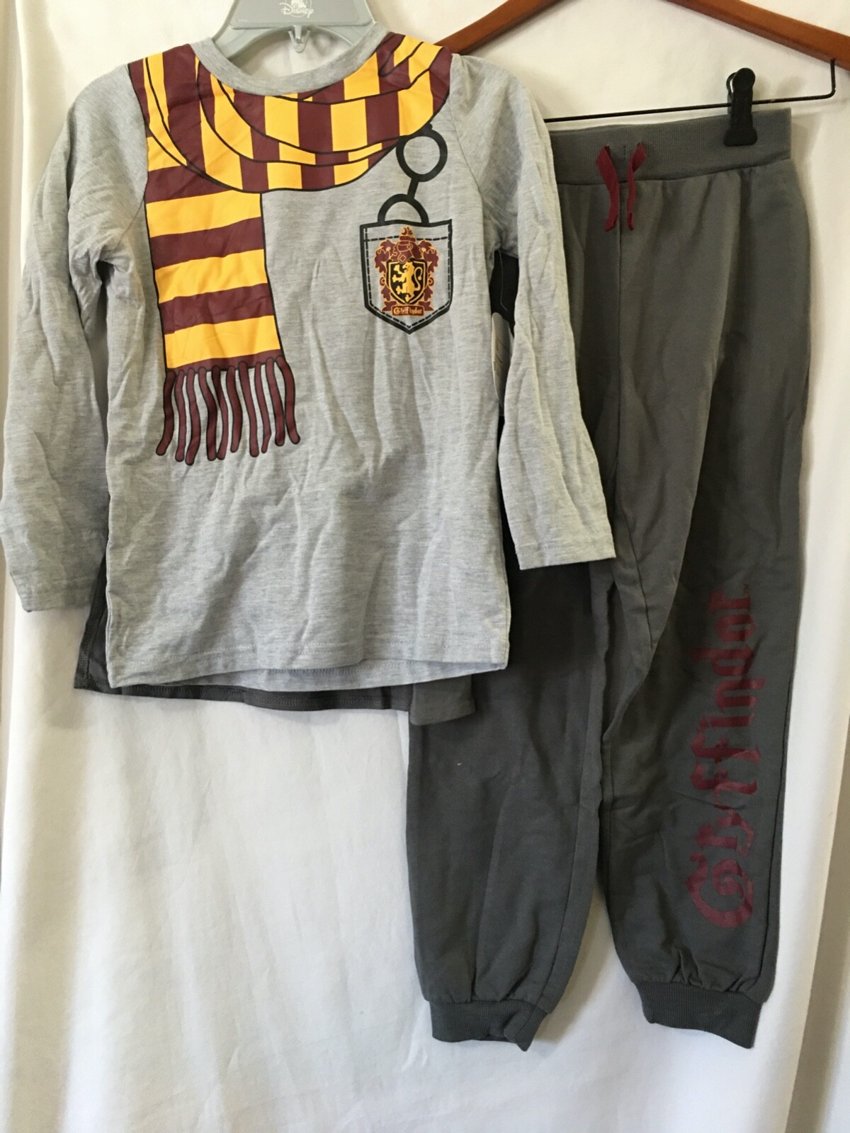 New Harry Potter Gryffindor Pajama Set With Removable Cape Boys U pick