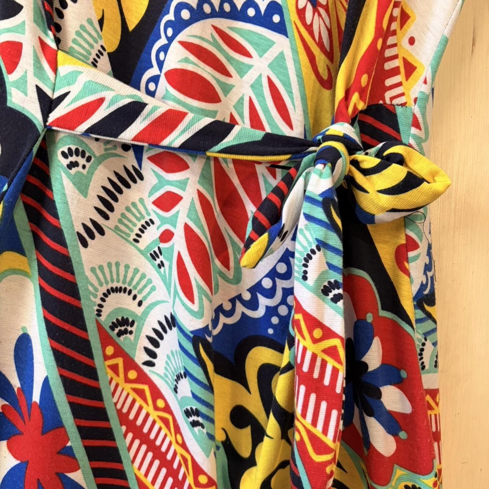 Amazing abstract floral patterned dress of very stretchy fabric by Keshet.