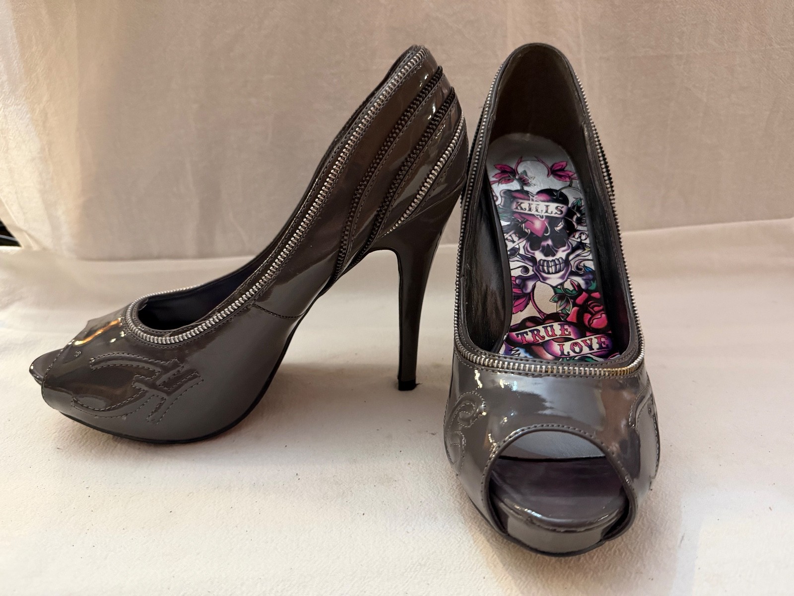 Ed Hardy Gray Women’s Size 9 Singapore Platform Pump High Heels Shoes Y2K Sexy