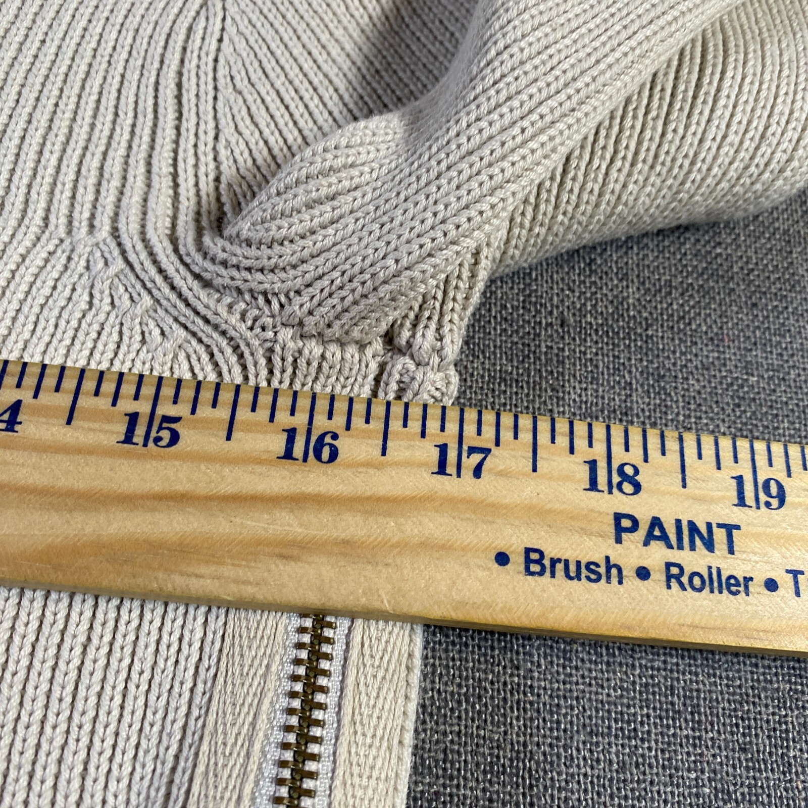 Armani Exchange Pleated Zipper Size Sweater Womens Size Small Acrylic Blend Tan