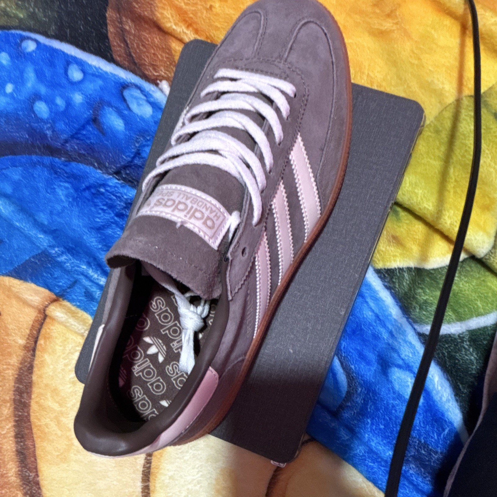 adidas Handball Spezial Men’s Gray/White Suede Low Top Gum Rubber Sole