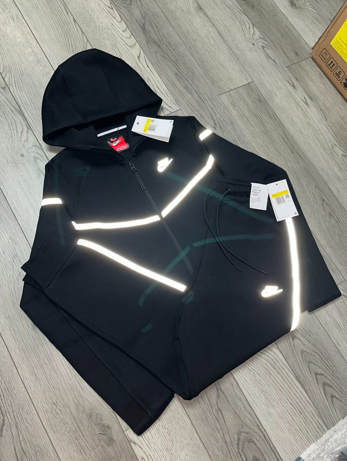 Size Small – Nike Tech Black Reflective Full-Zip Hoodie & Joggers FREE SHIPPING