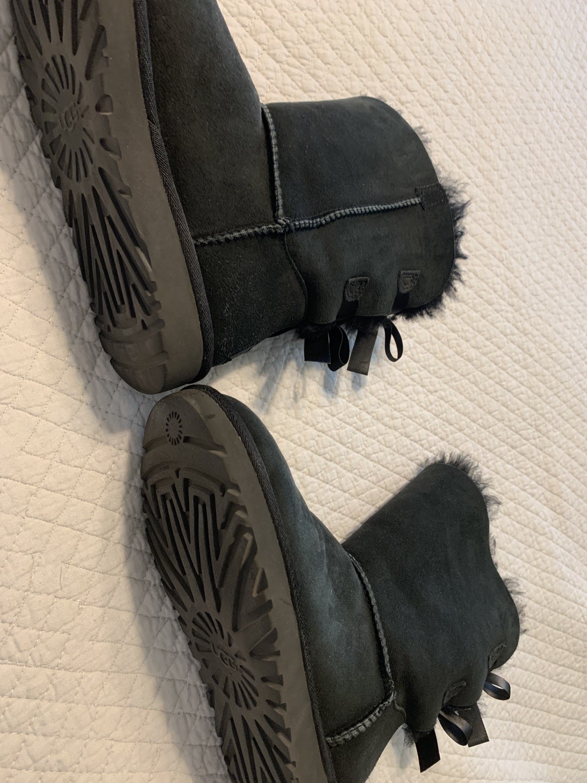 *GUC* Women’s UGG BLACK BAILEY BOW II BOOTS (NO BOX) SIZE 8