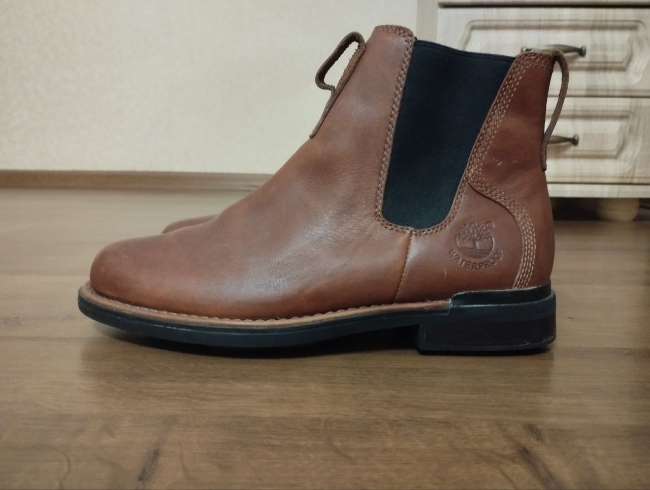 Timberland waterproof chelsea boots men 8.5