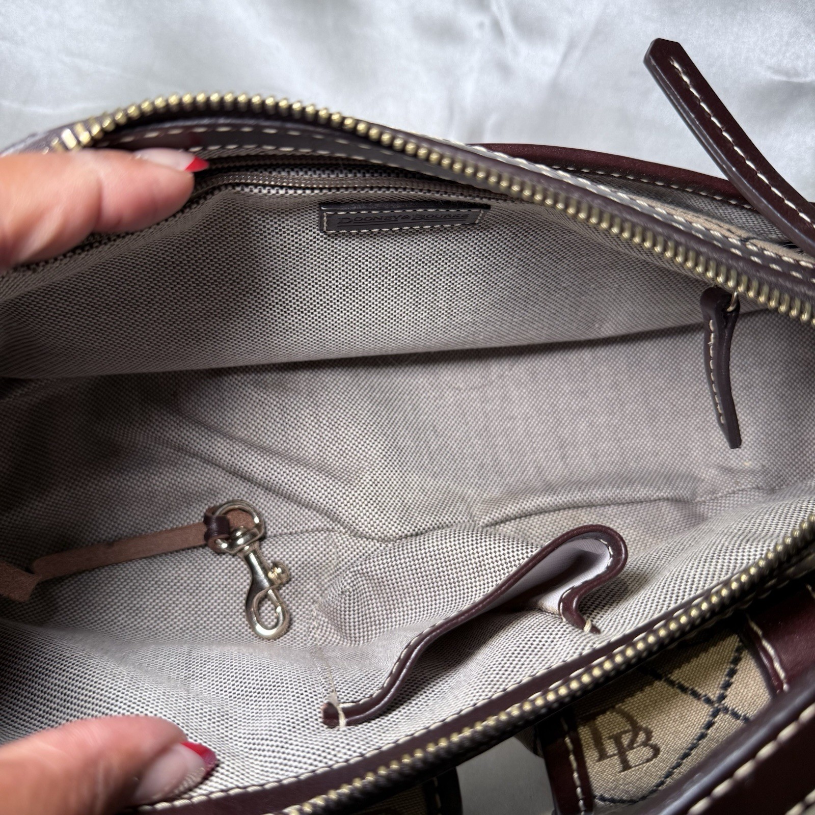 Dooney & Bourke large banana bag NWT