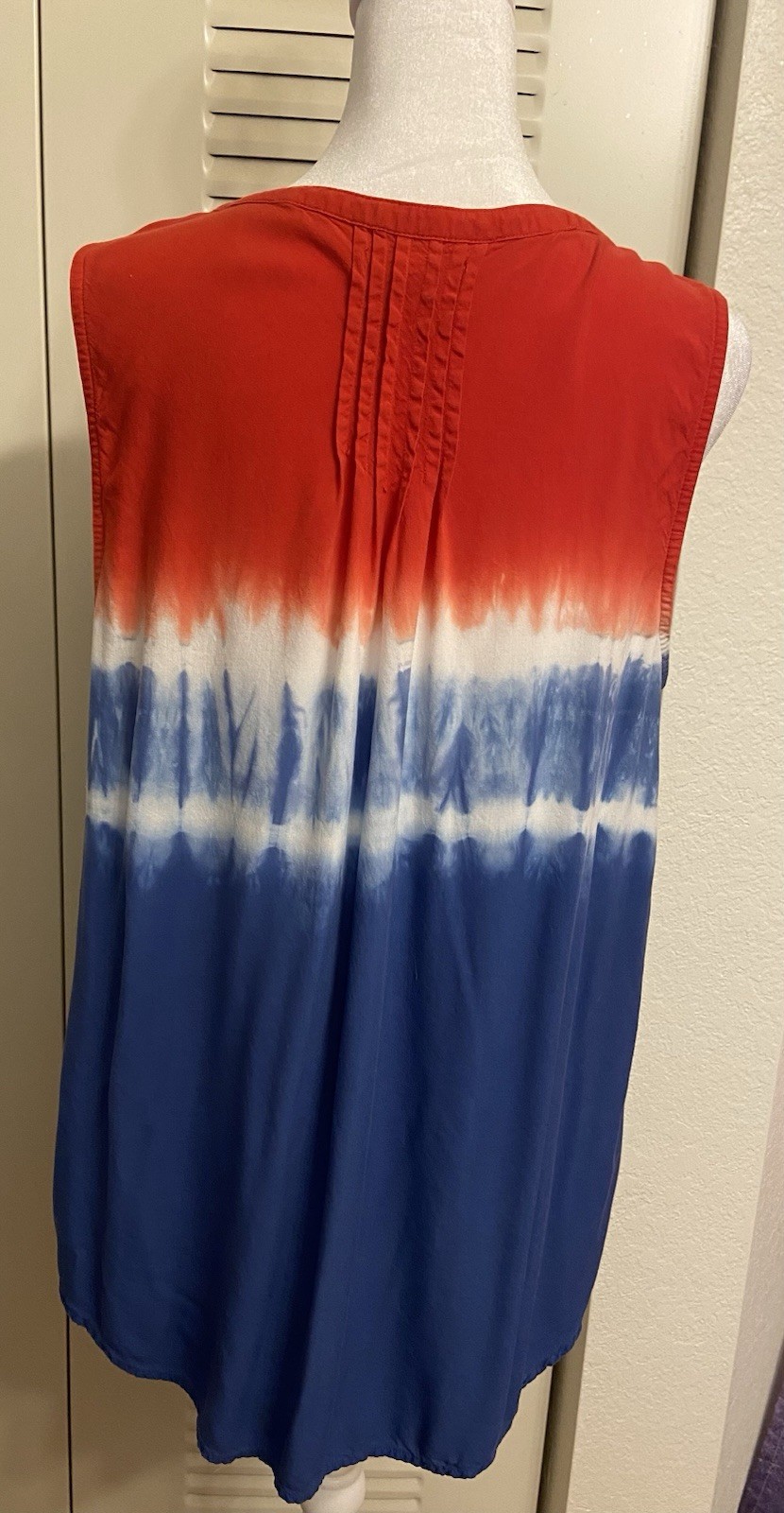 Sonoma Red/White/Blue Tie-Dye Button Split Neck Tank Top Women’s XL