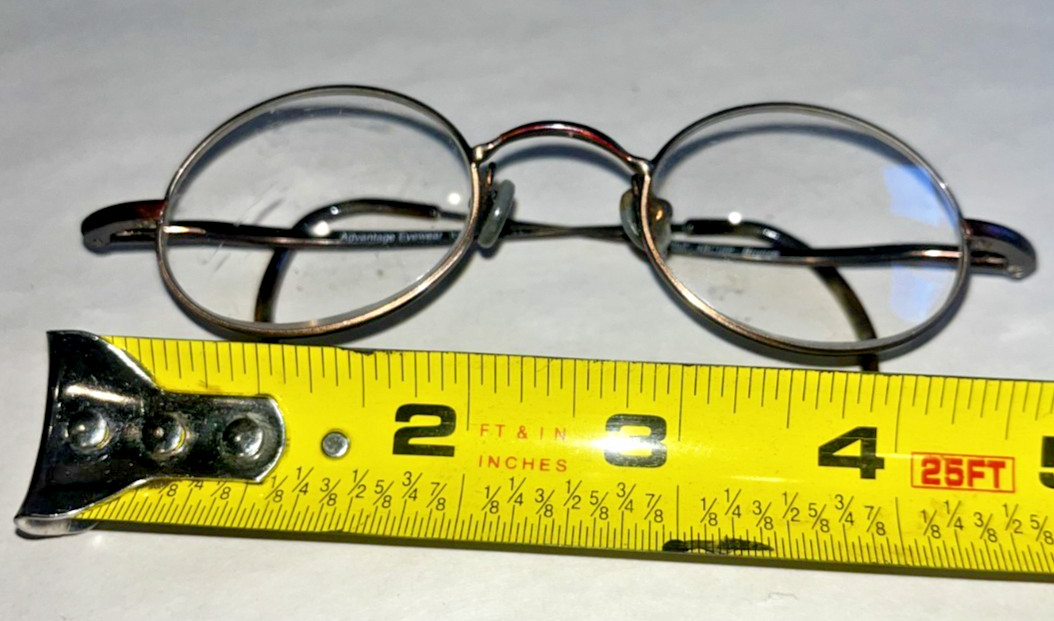 Retro Slim Vintage-Style Oval-Shaped Bronze Finish Metal Frame Glasses