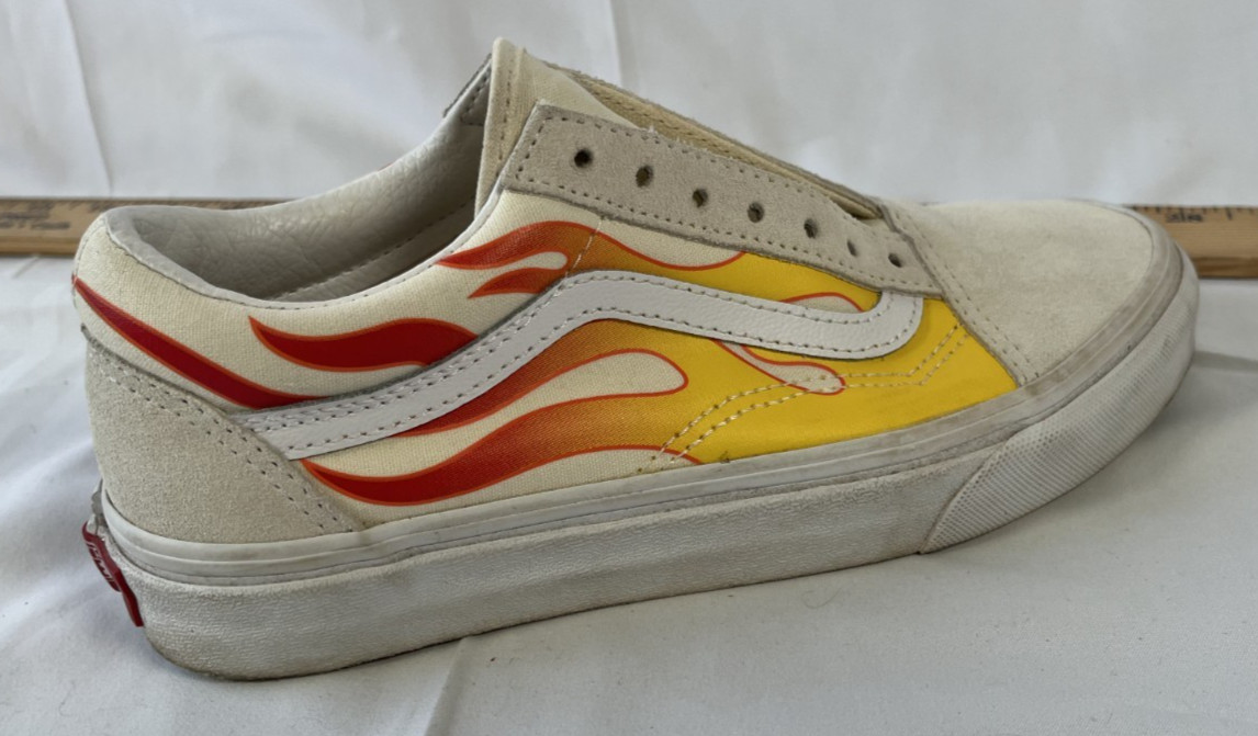 Vans Old Skool Low White Suede Orange Flame Men’s Size 4.5/Women’s 6