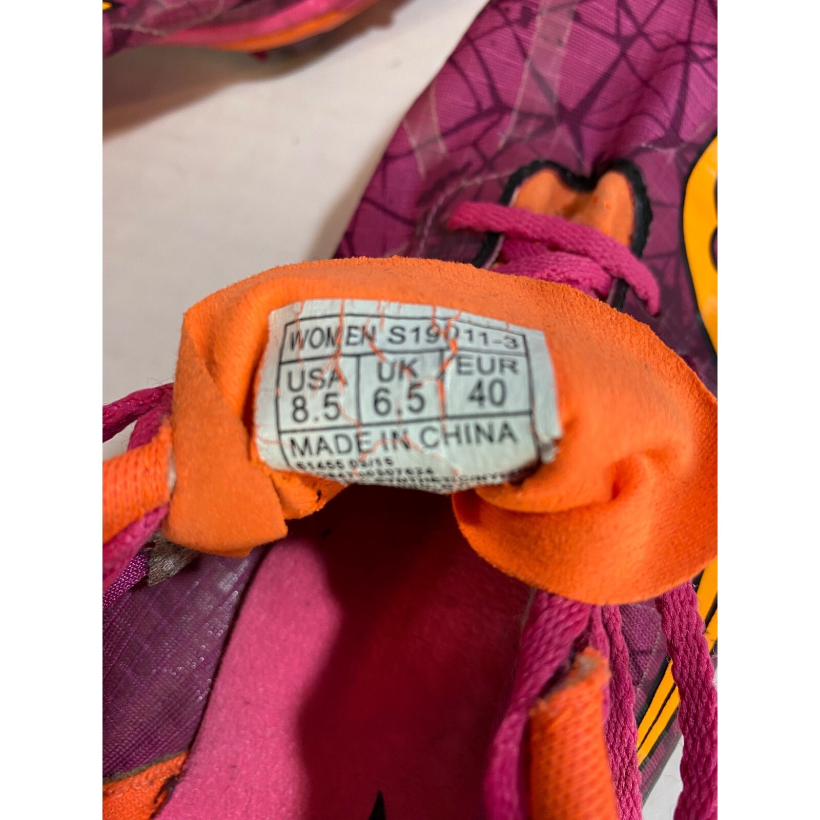 Saucony Shay XC4 Women Raspberry Orange Running Shoe Size 8.5