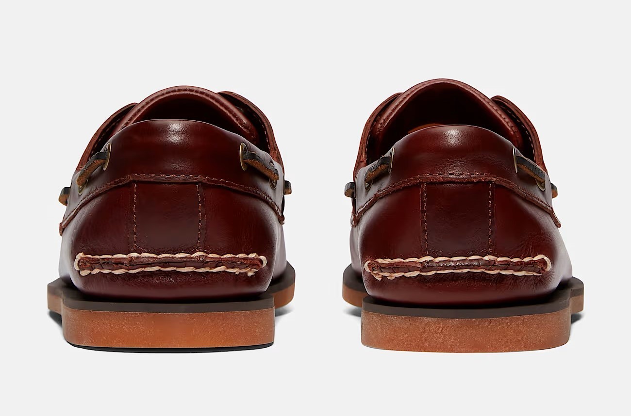 Timberland Men’s Classic 2 Eye Brown Handsewn Leather Boat Shoes Style 25077