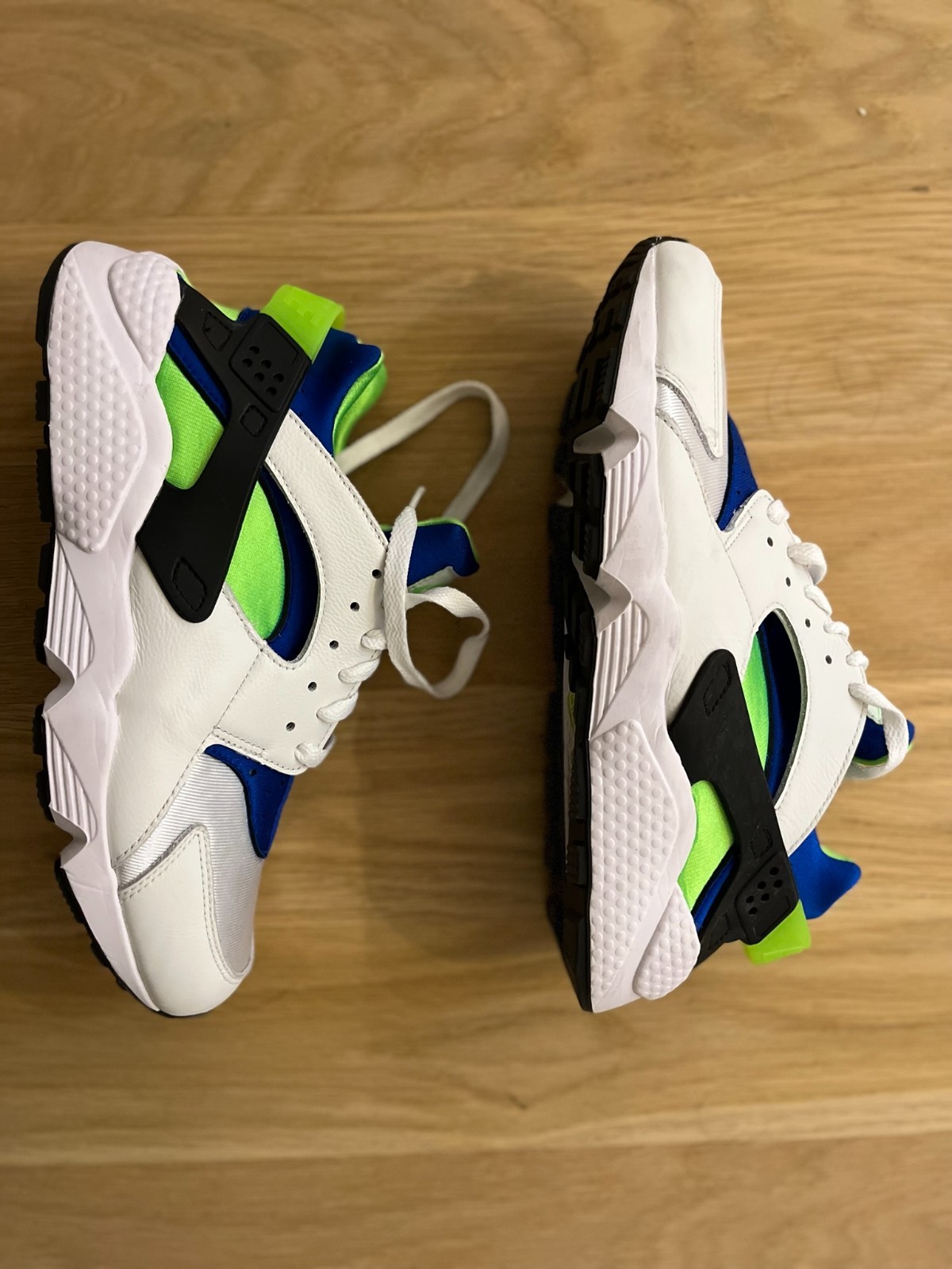 9.5M Nike Air Huarache Run Scream Green Royal Blue DD1068-100