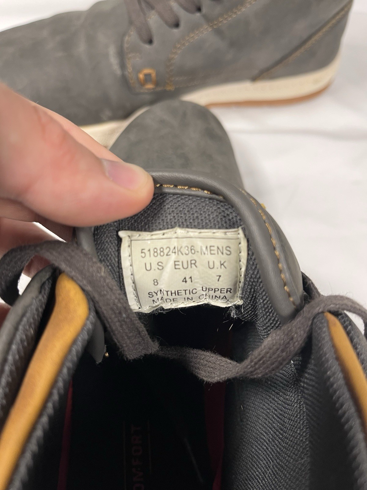 Levi’s Men’s Chukka Boots Size 8 Gray Faux Leather Lace Up Casual Shoes