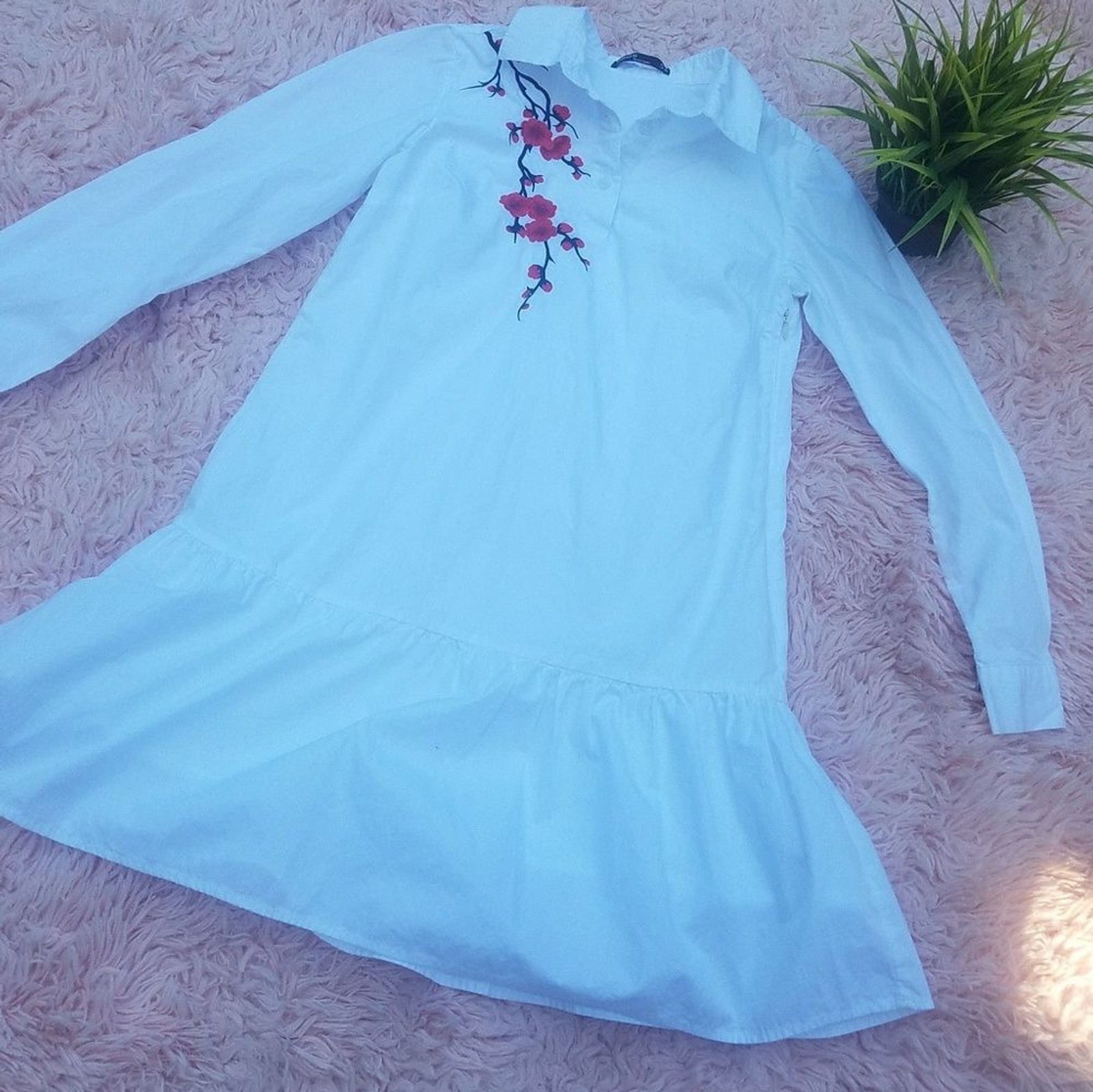 Asos Embroidered Cherry Blossom White Mini Shirt Dress Ruffle Hem Drop Waist S