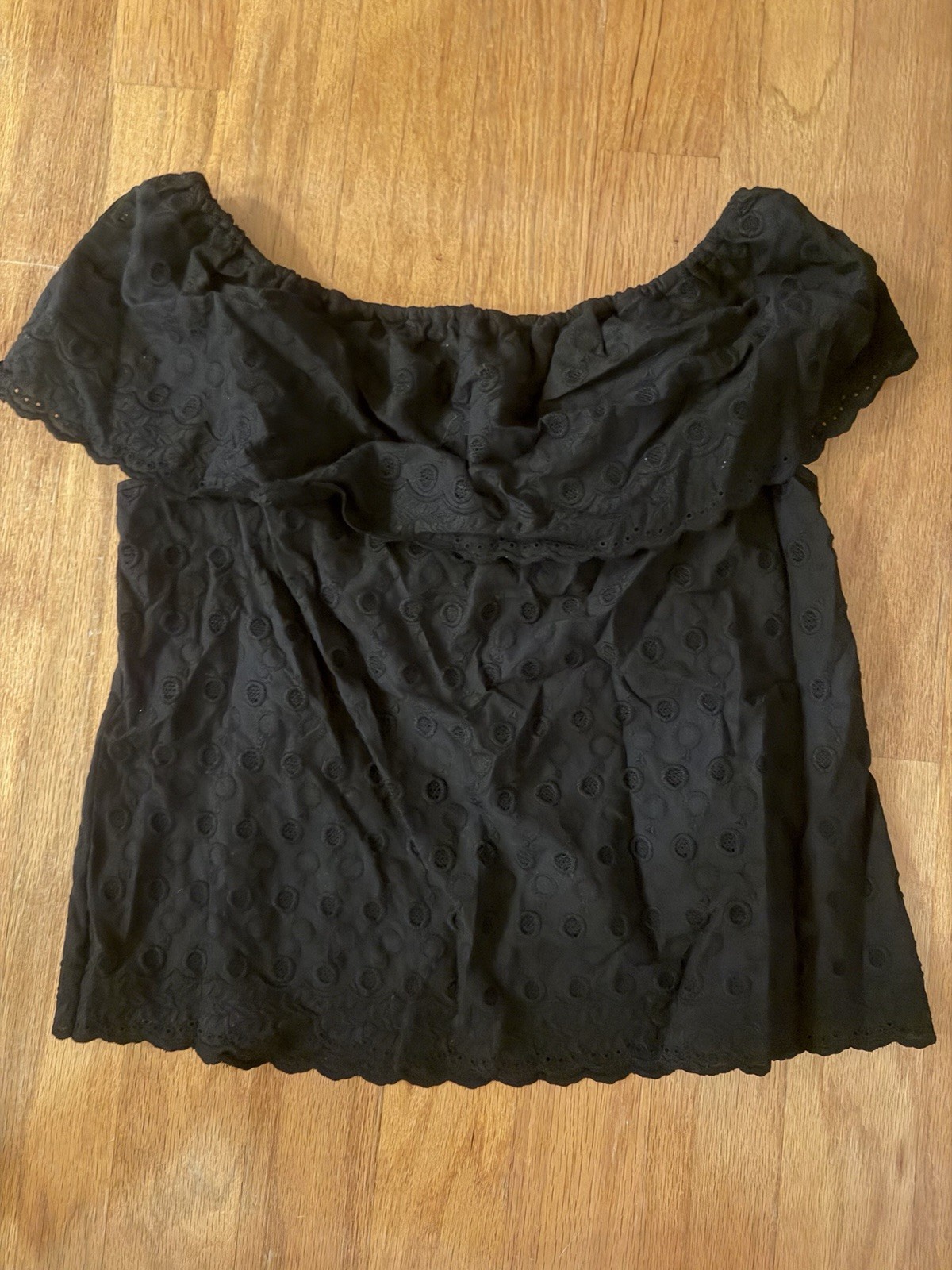 Gianni Bini Black Cotton Eyelet Ruffle Off-Shoulder Short Sleeve Blouse M