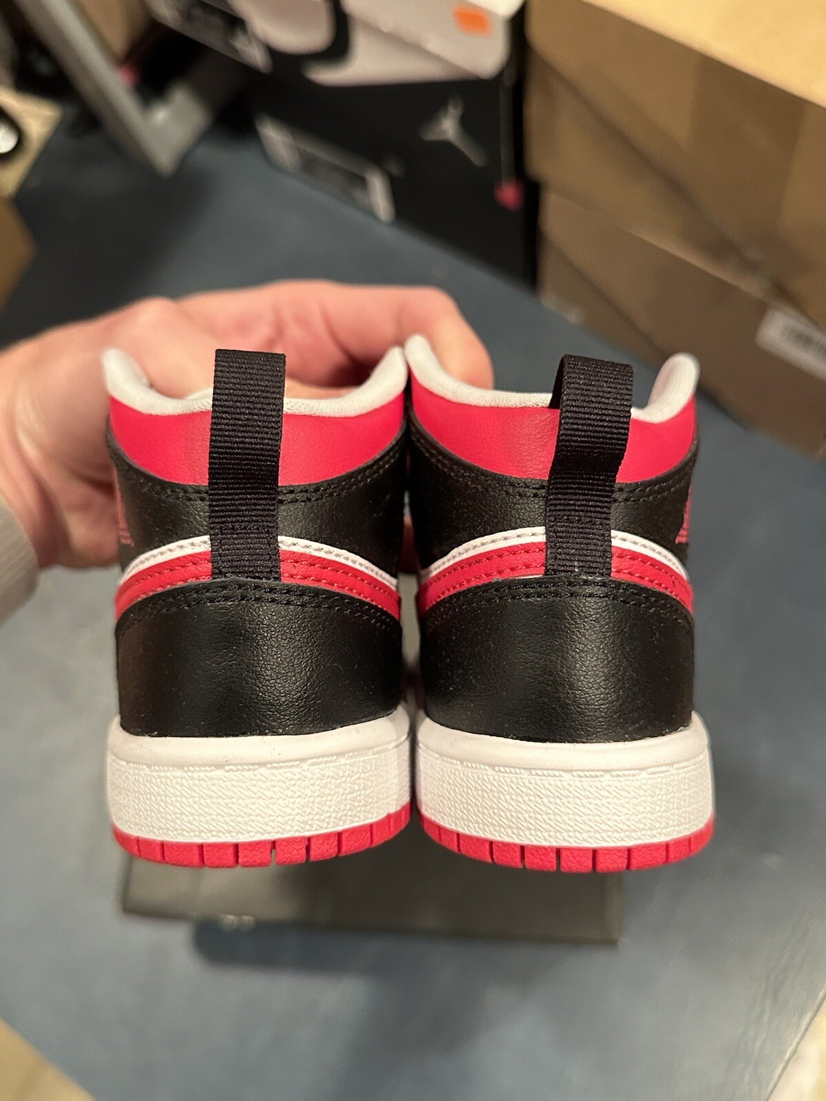 Size 11.5C – Nike Air Jordan 1 Mid Very Berry Red Black White 640734-016