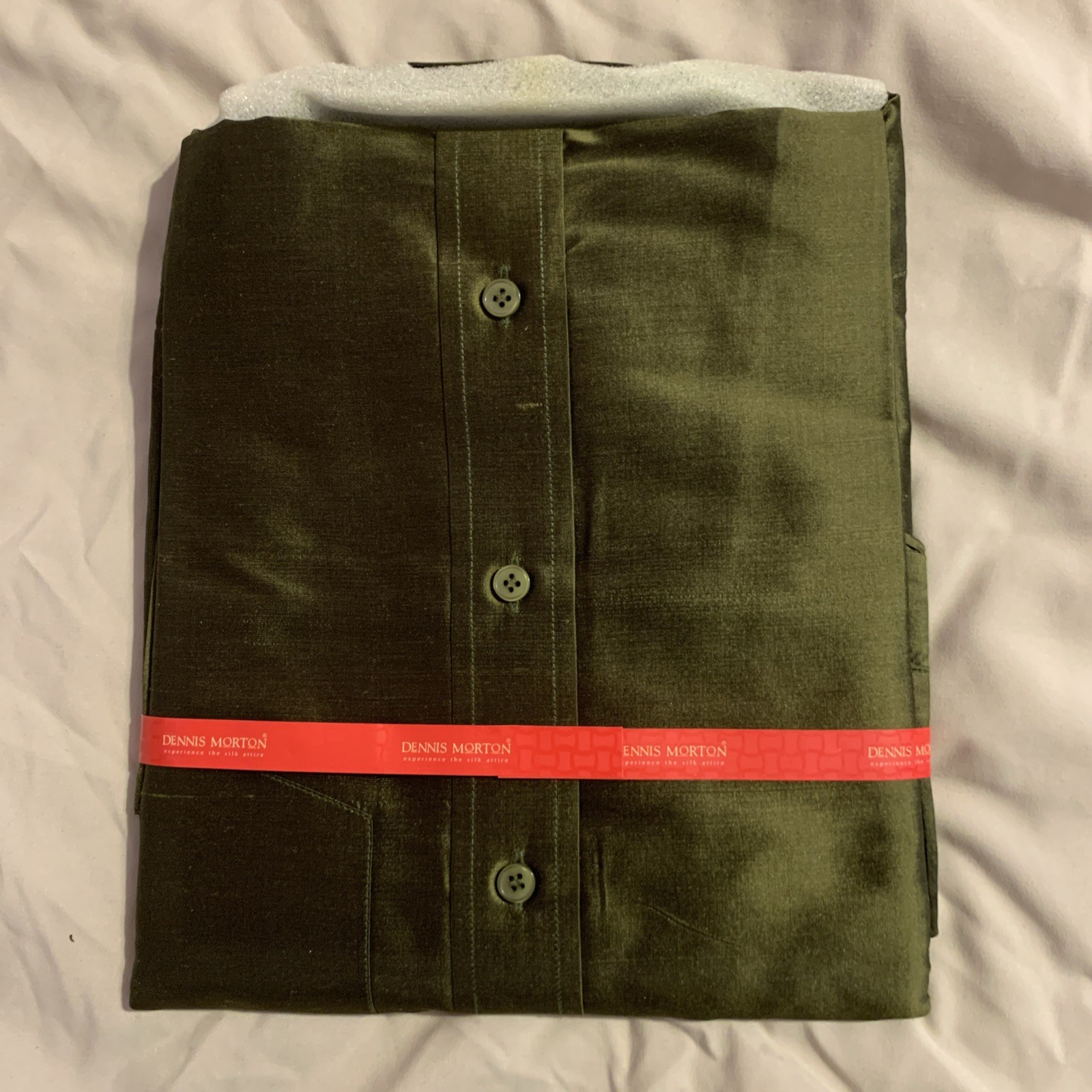 Men’s 100% Silk Dress Shirt Size 40cm (15.75 Inches) Long Sleeve