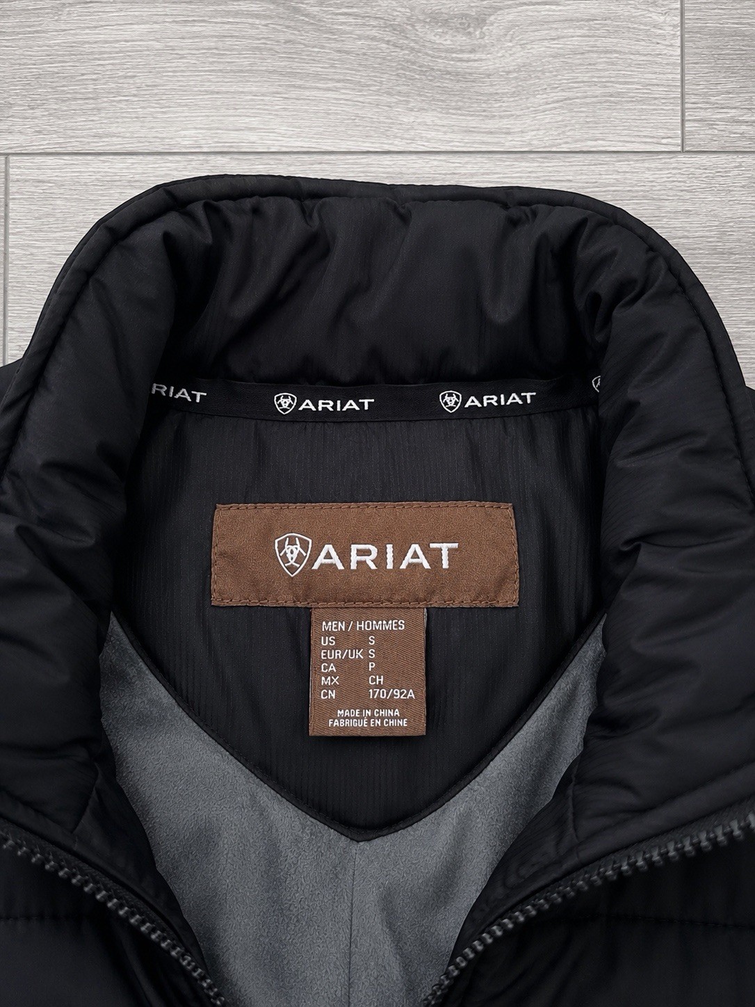 Ariat Men’s Black Quilted Full Zip Puffer Vest Stand-Up Collar Size S