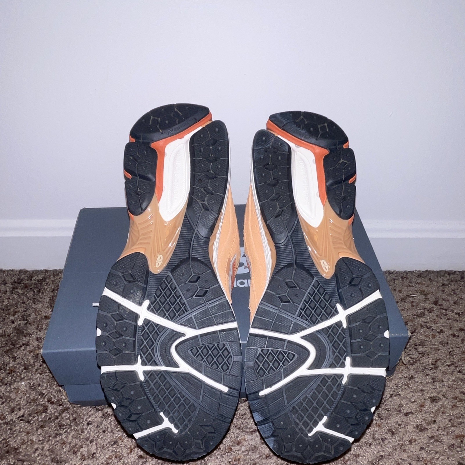 New Balance m2002RFJ