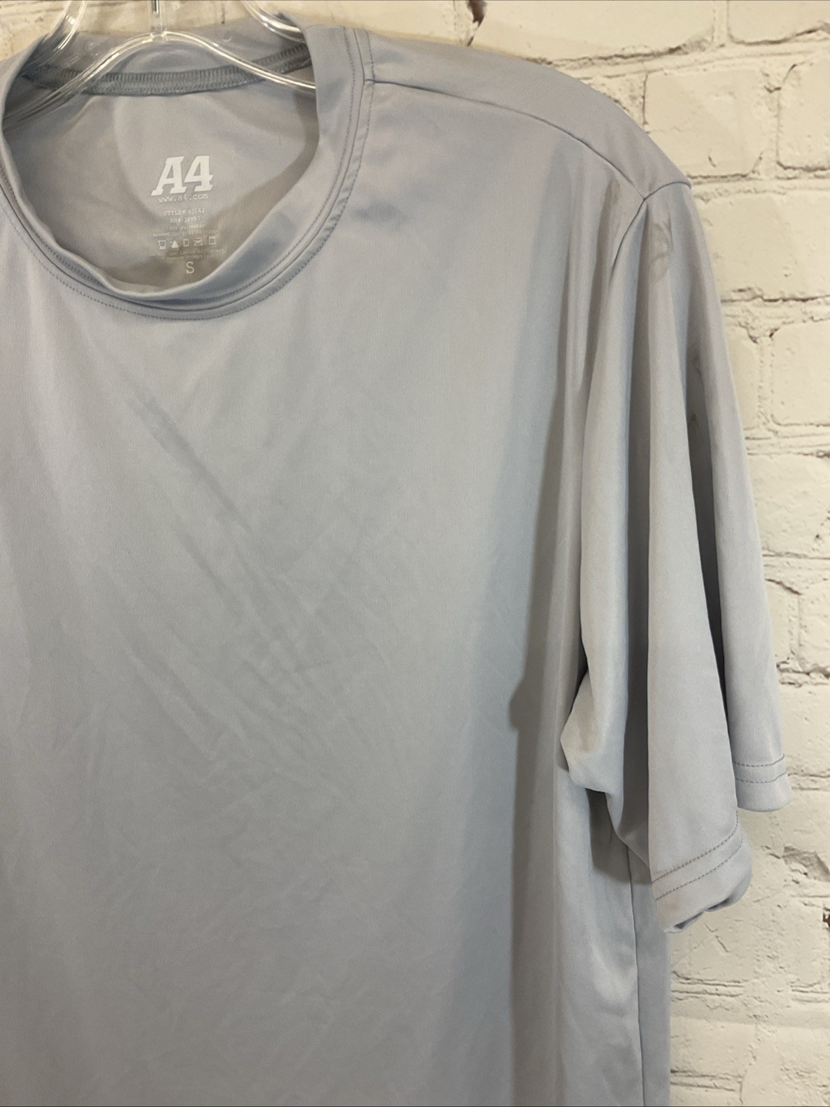 A4 38997 Women’s 100% Polyester Athletic Shirt Light Grey Small