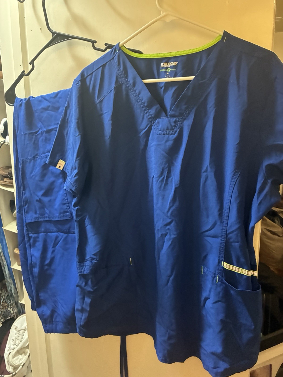Scrubstar Blue Solid Unisex Polyester Scrub Set XL V-Neck Top & Pants