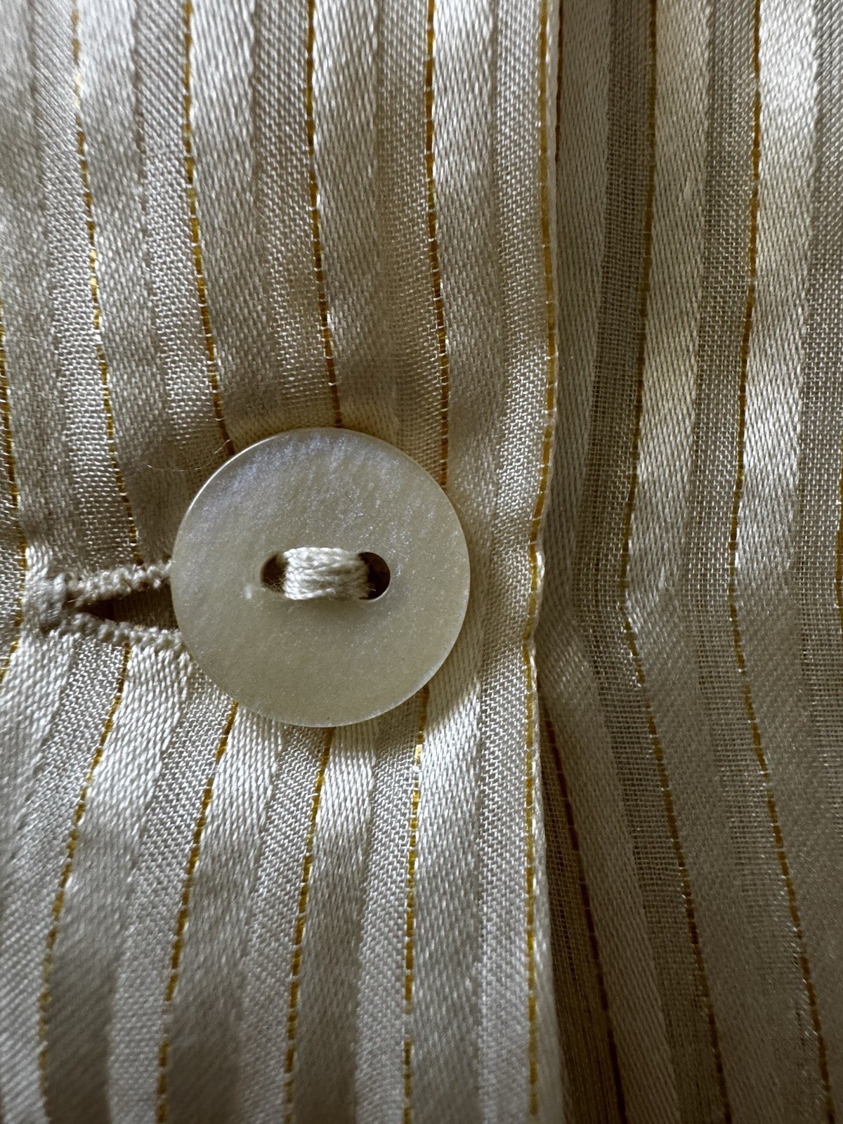 St. John 100% Silk Satin Sleeveless Collared Button-Up Striped Ivory 4