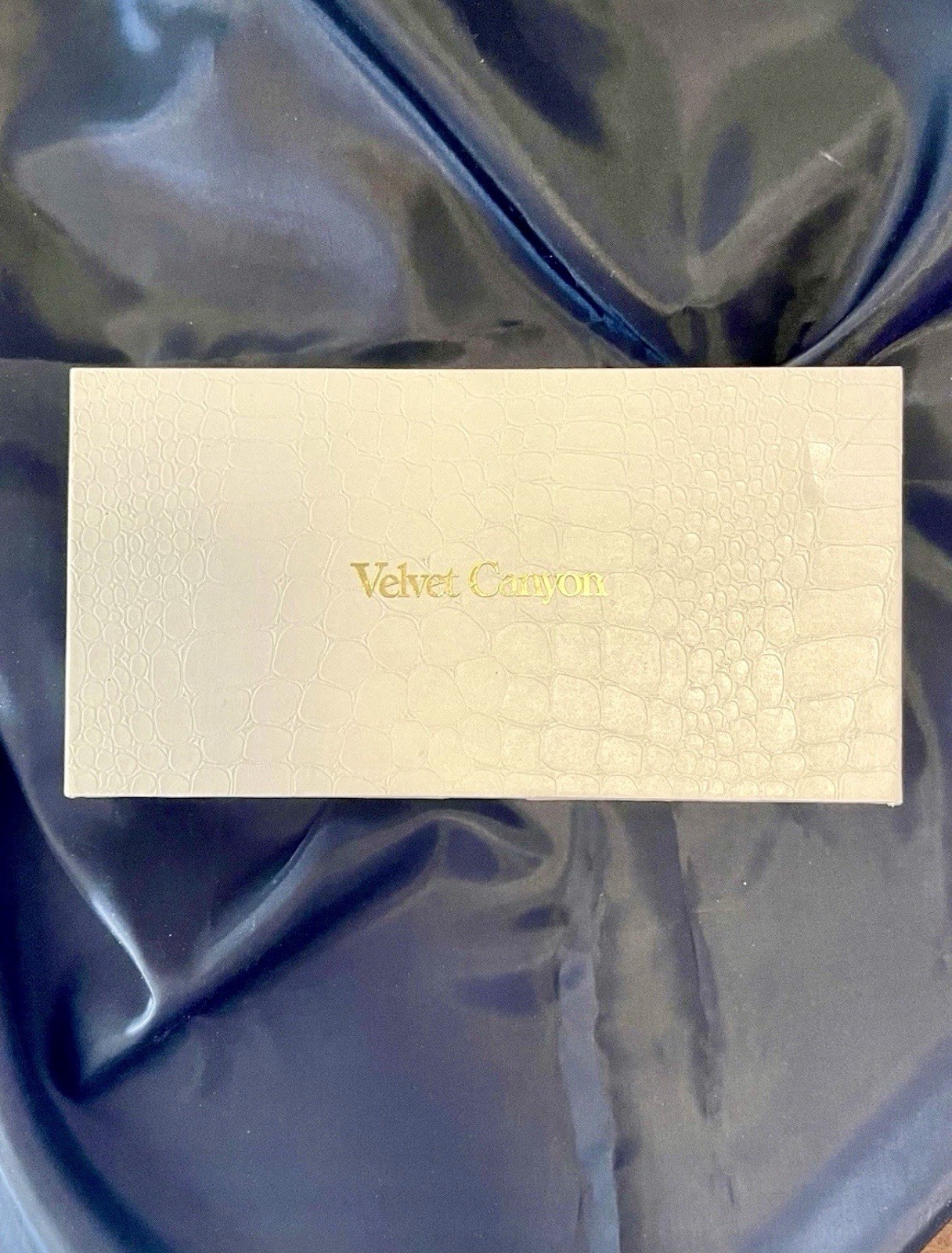 🔥 HOT 🔥 Velvet Canyon VALENTINES Eco Tort Sunglassesi ❤️ NEW ❤️