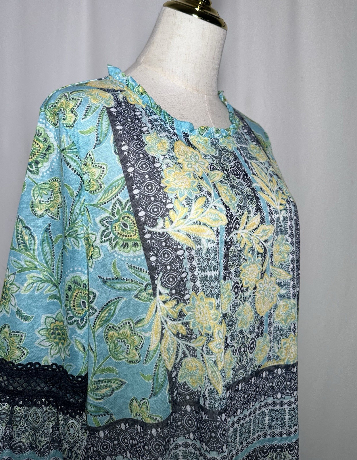 Ruby Rd Top Shirt Blouse Women PXL Petite 3/4 Bell Sleeve Embroidered Green Blue