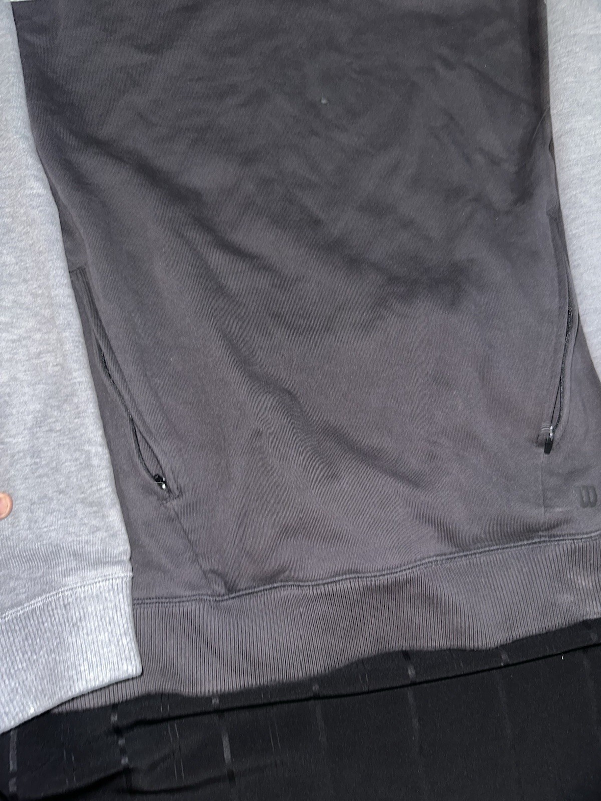 Wilson Mens Medium Quarter Zip Sweatshirt Colorblock Gray White Black Pullover M