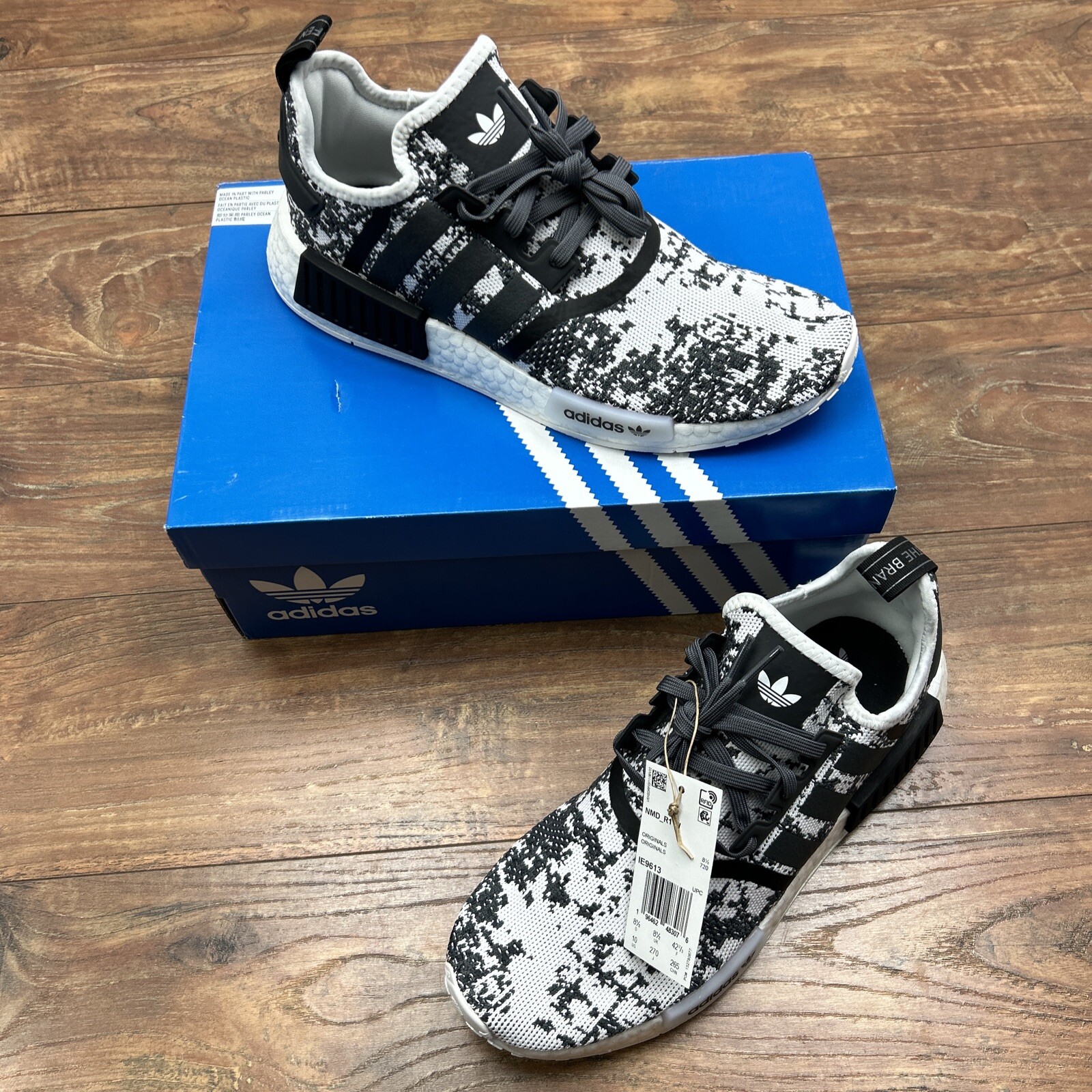 New Adidas NMD_R1 Grey Digi Camo NMD R1 Black White IE9613 Womens 10 Shoes
