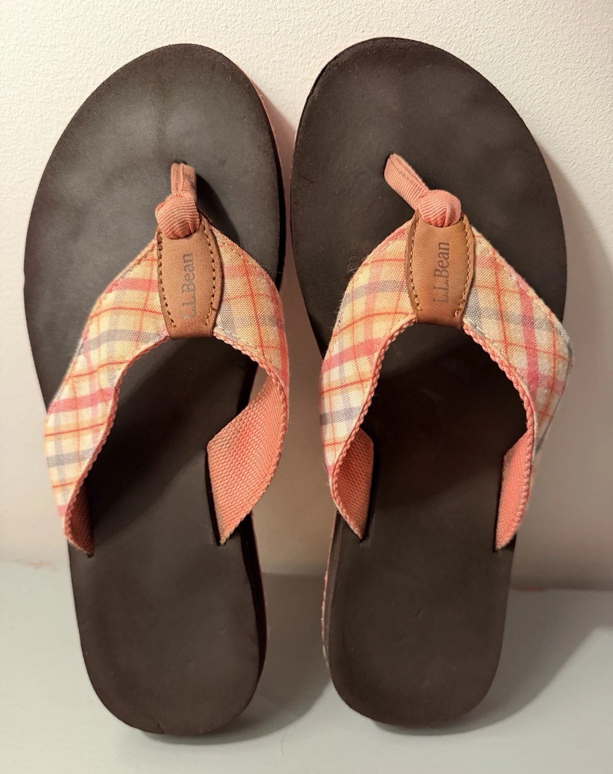 L.L.Bean Women’s Plaid Thong Flip Flop Sandals Brown Pink Beige